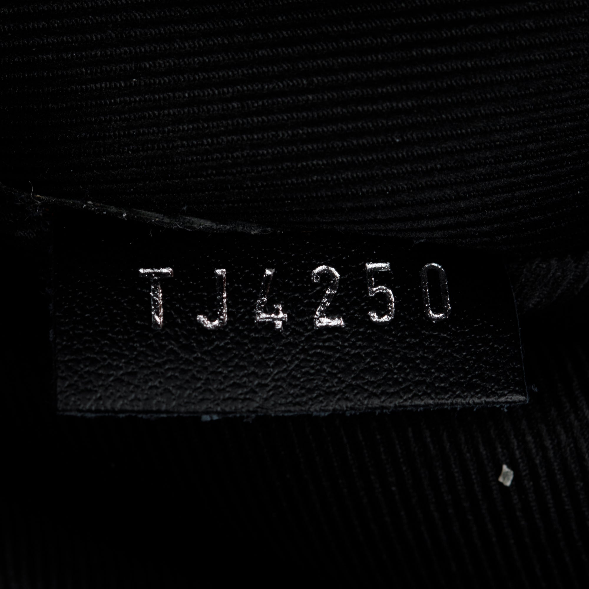 Louis Vuitton 2020 Black Monogram Shadow Embossed Calfskin Leather Duo Messenger Bag