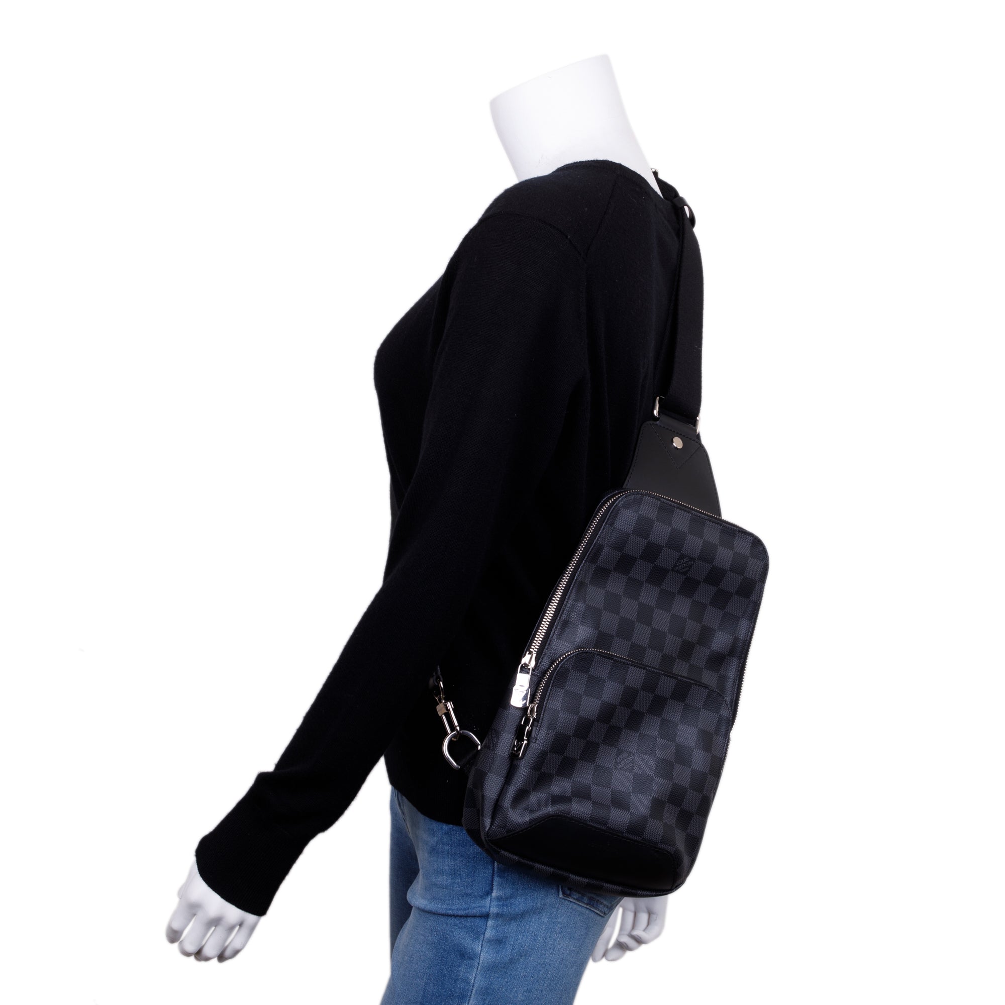 lv avenue sling bag