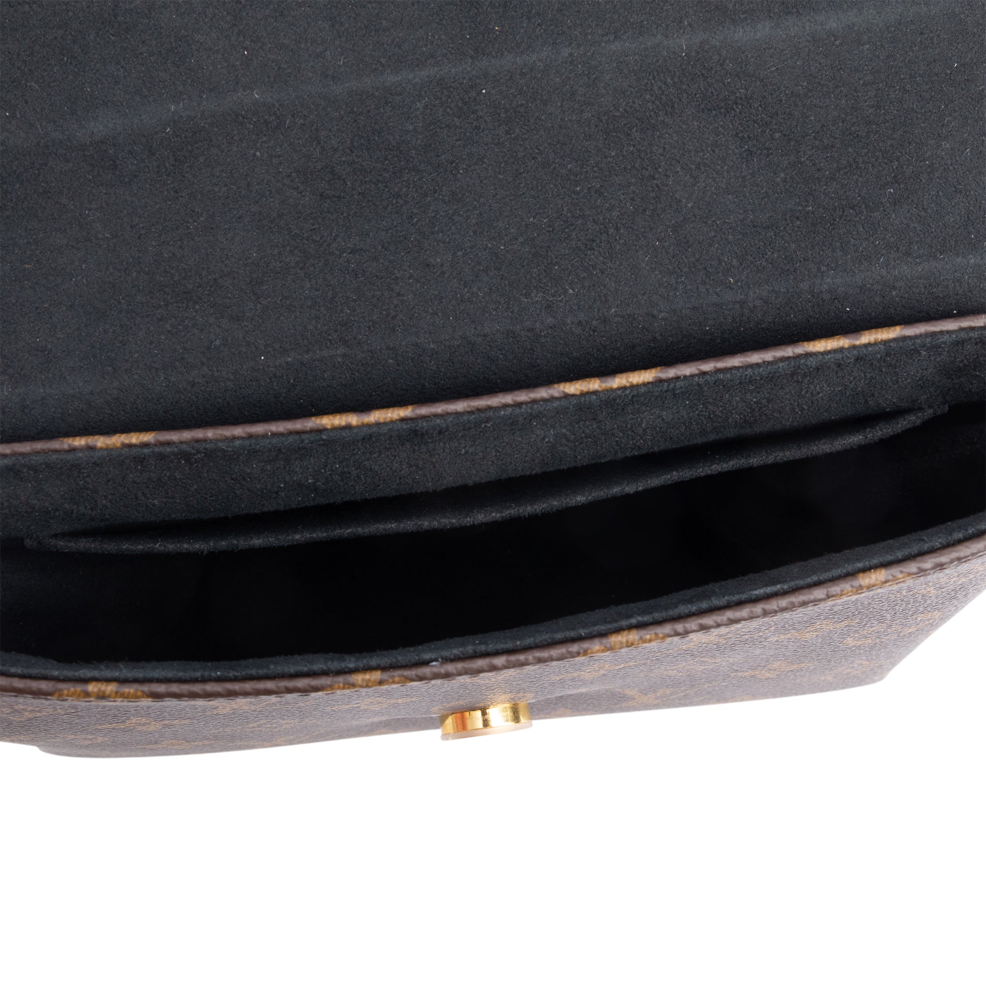 Louis Vuitton 2020 Monogram Locky BB w/ Strap