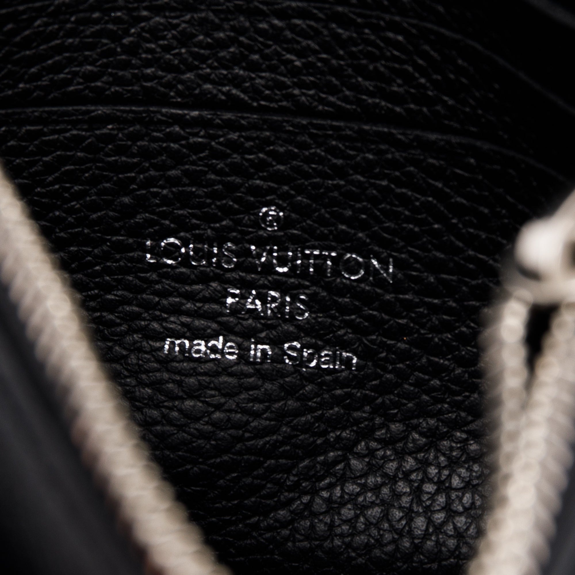 Louis Vuitton 2020 MyLockMe Mini Chain Pochette