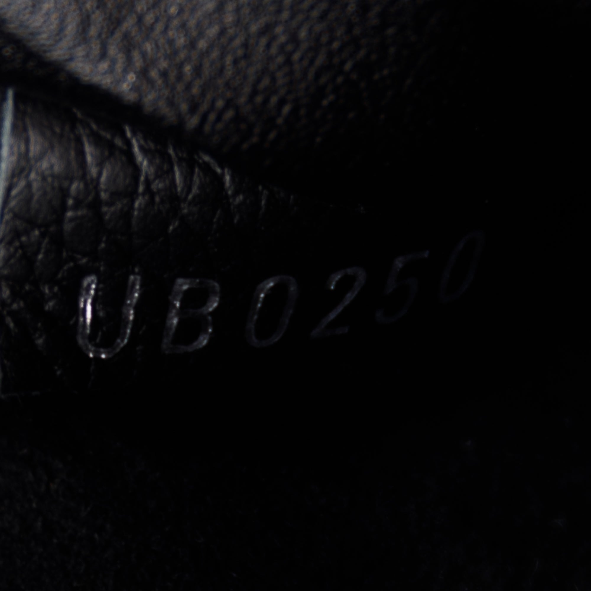 Louis Vuitton 2020 MyLockMe Mini Chain Pochette