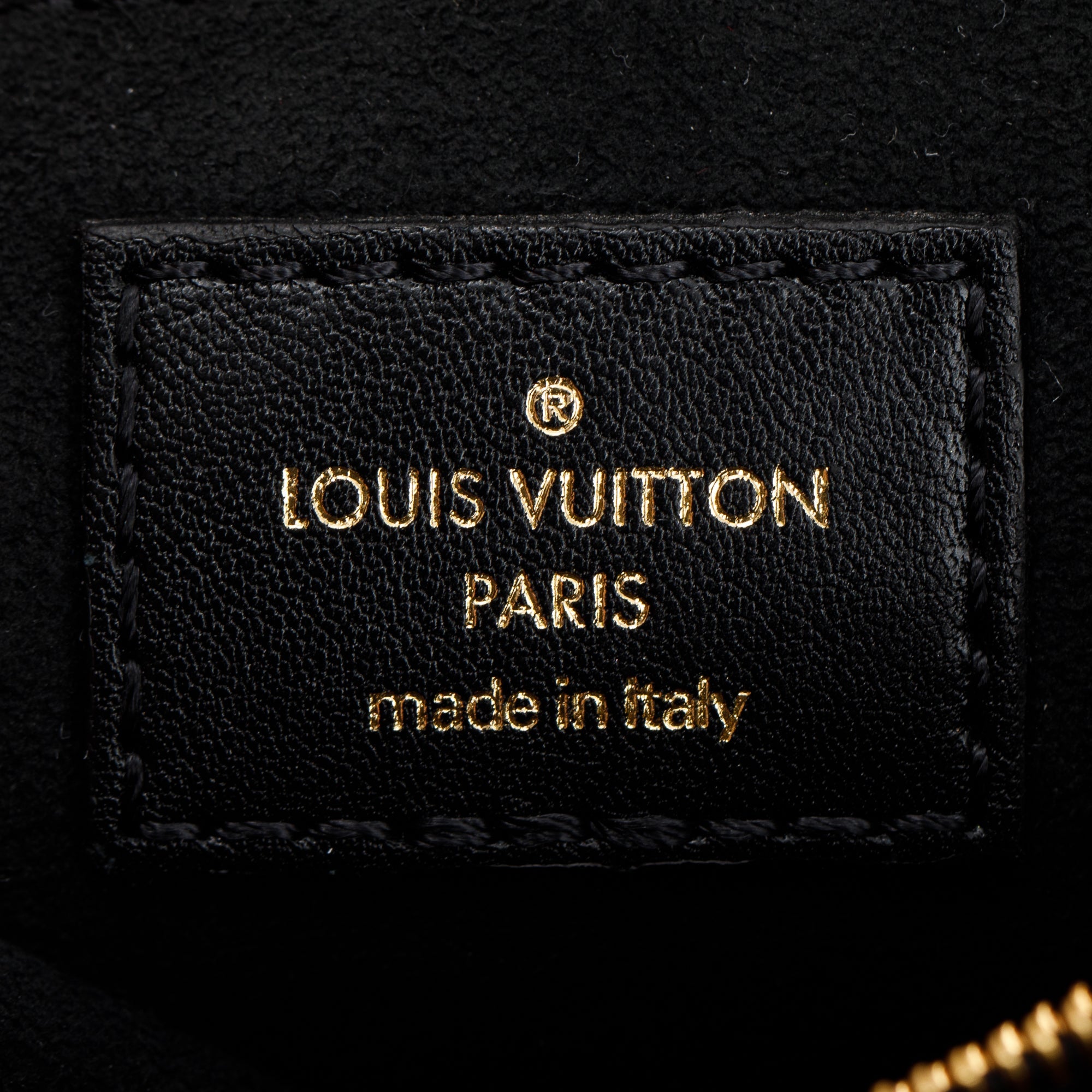 Louis Vuitton 2021 Black Cowhide Leather New Wave Chain Bag MM w/ Box & Receipt