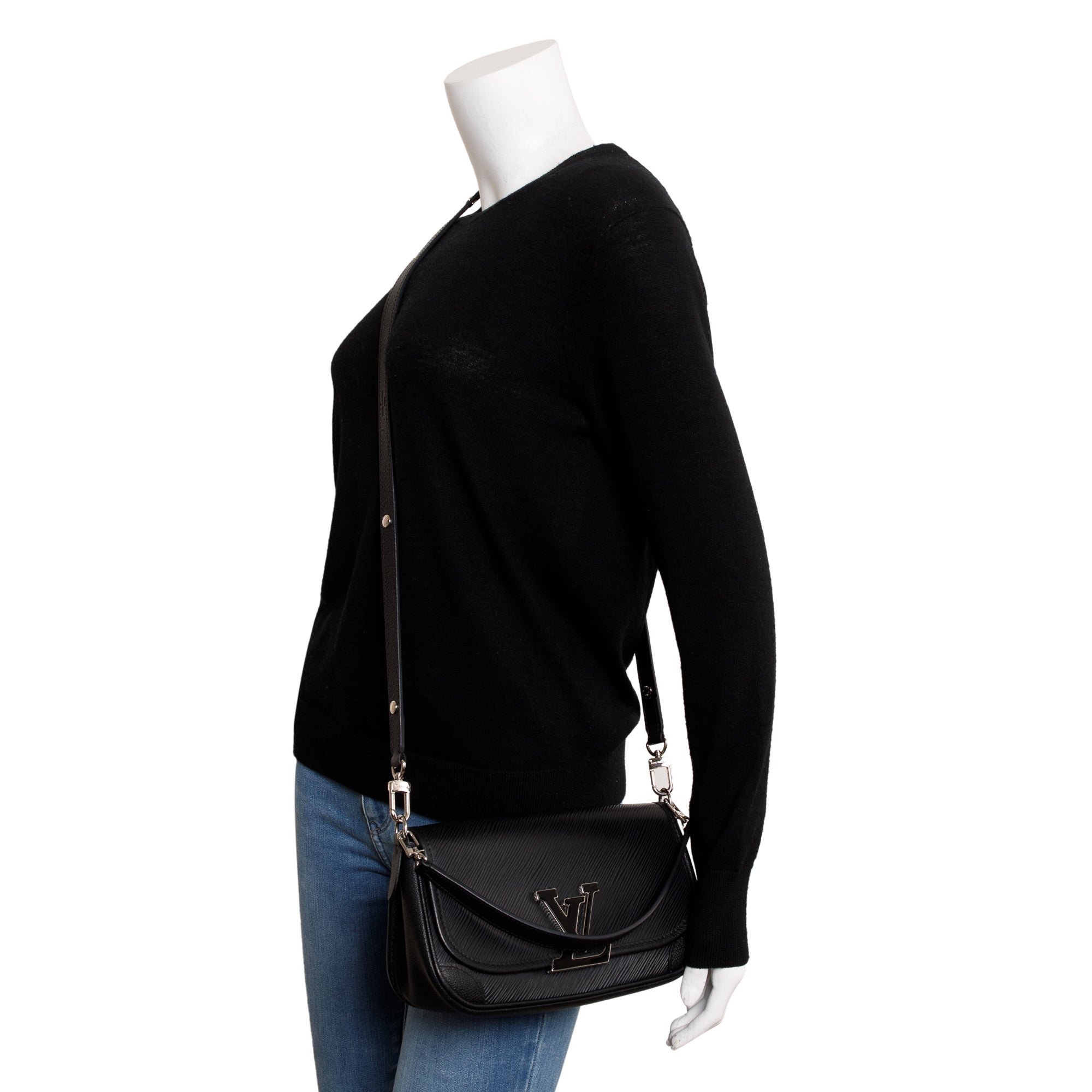 Louis Vuitton 2022 Black Epi Leather Buci NM Bag w/ Box & Receipt