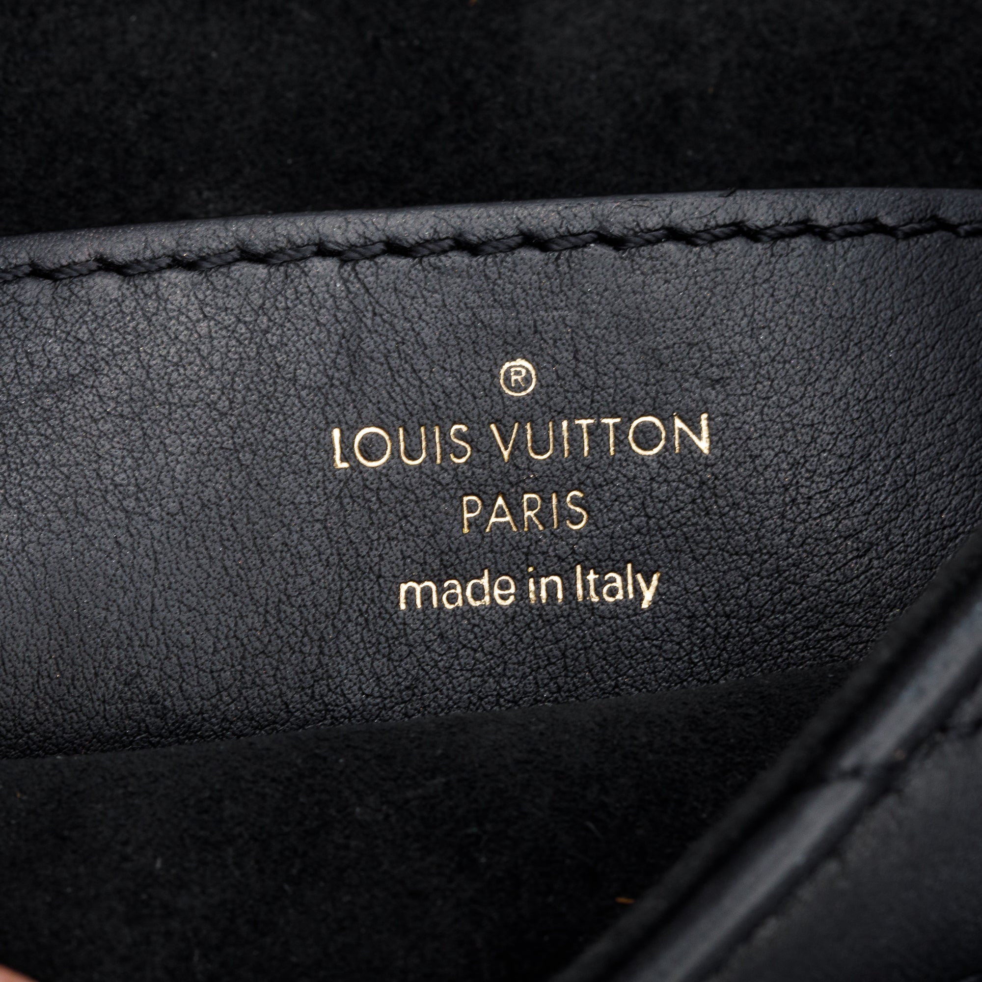 Louis Vuitton 2022 Black Leather New Wave Multi-Pochette