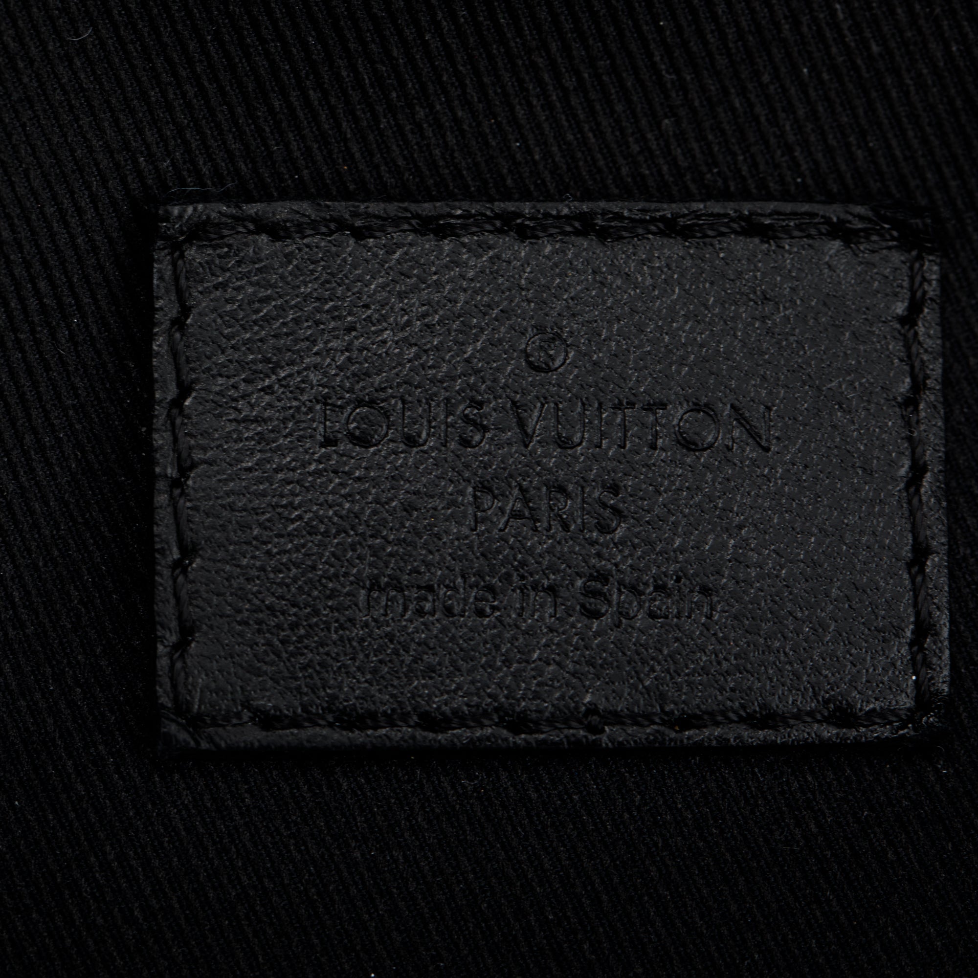 Louis Vuitton 2022 Black Monogram Eclipse Discovery Bumbag PM