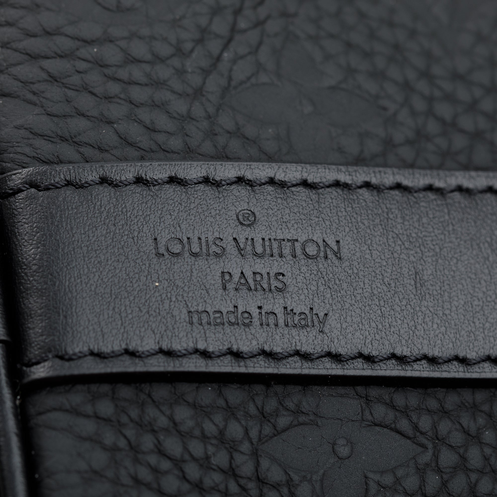 Louis Vuitton 2022 Black Taurillon Monogram Embossed Leather Keepall Bandouliere 50 w/ Strap