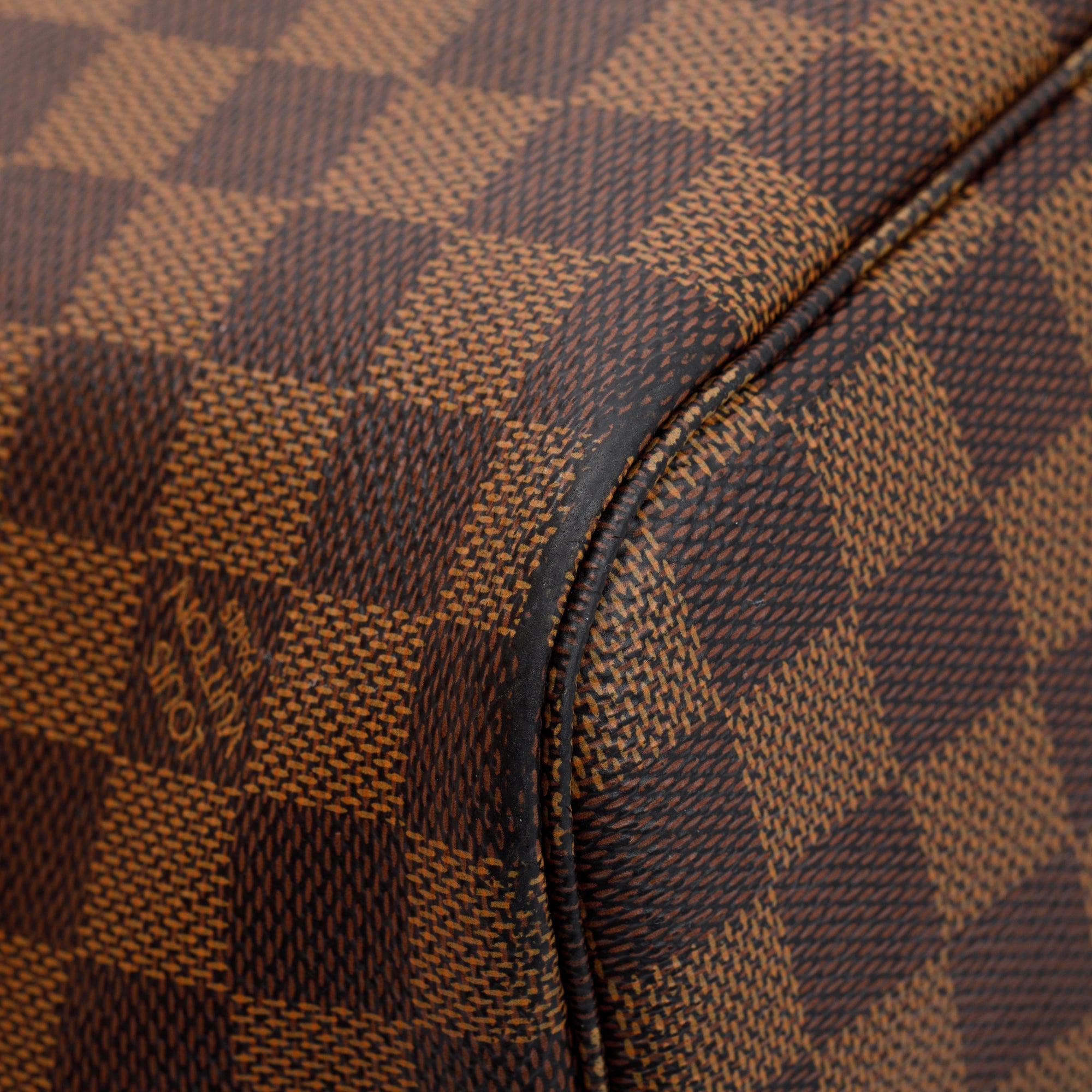 Louis Vuitton 2022 Damier Ebene Neverfull MM w/ Box & Receipt