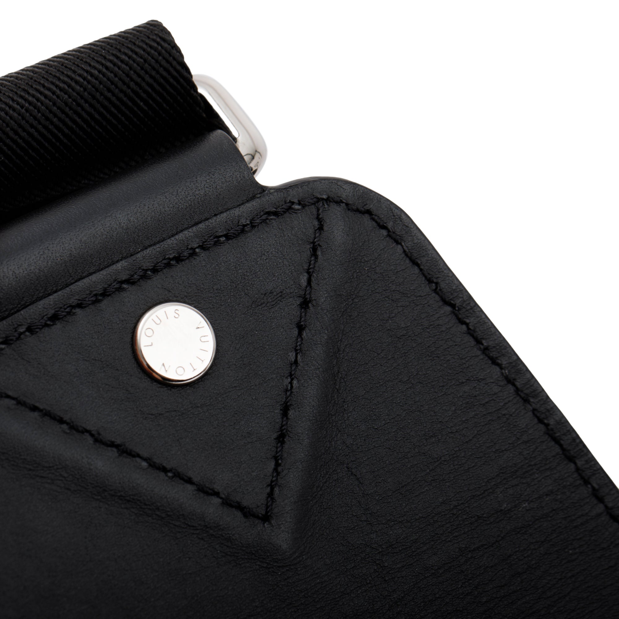 Louis Vuitton 2022 Damier Infini Leather Avenue Sling Bag