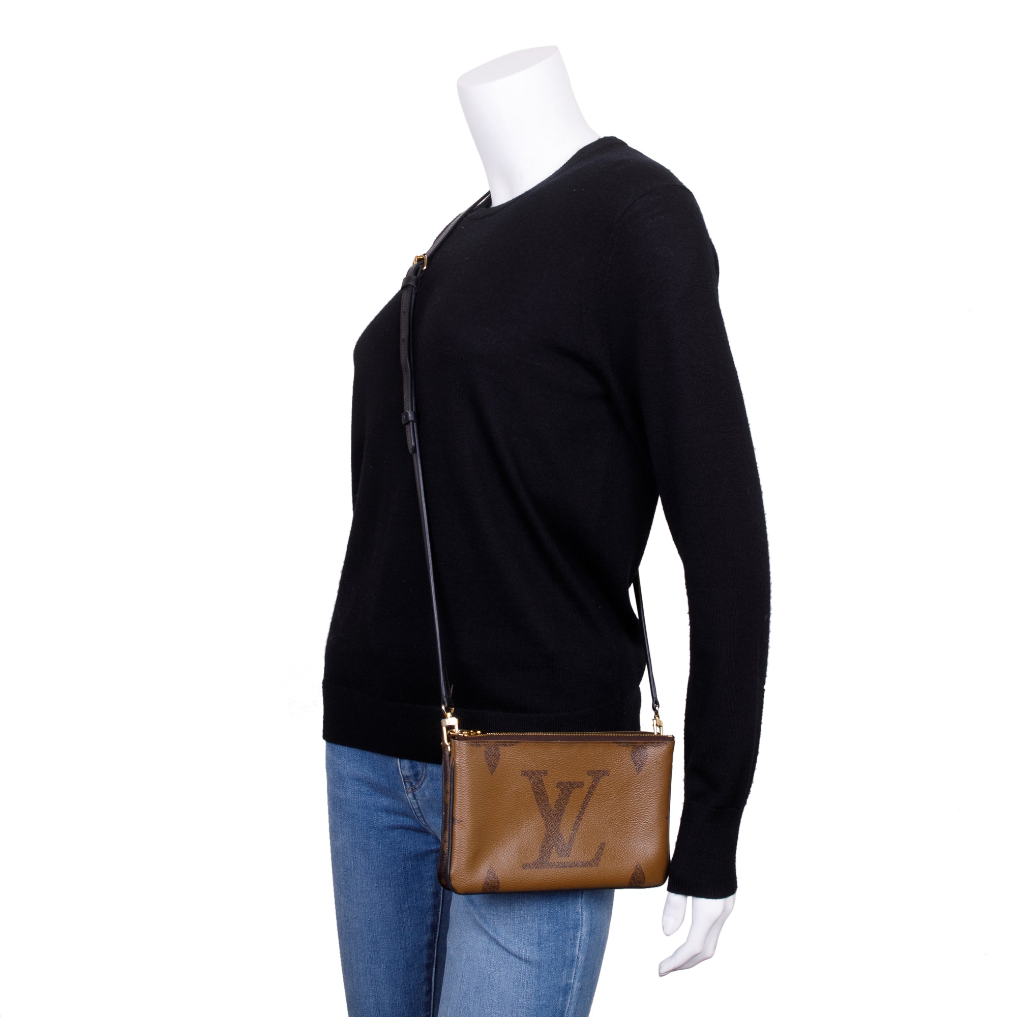 Louis Vuitton 2022 Monogram Double Zip Pochette w/ Strap