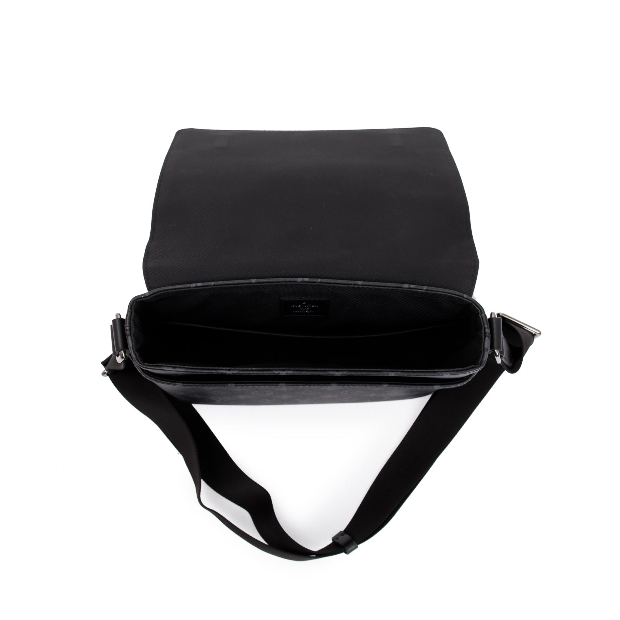 Louis Vuitton 2022 Monogram Eclipse District PM w/ Box