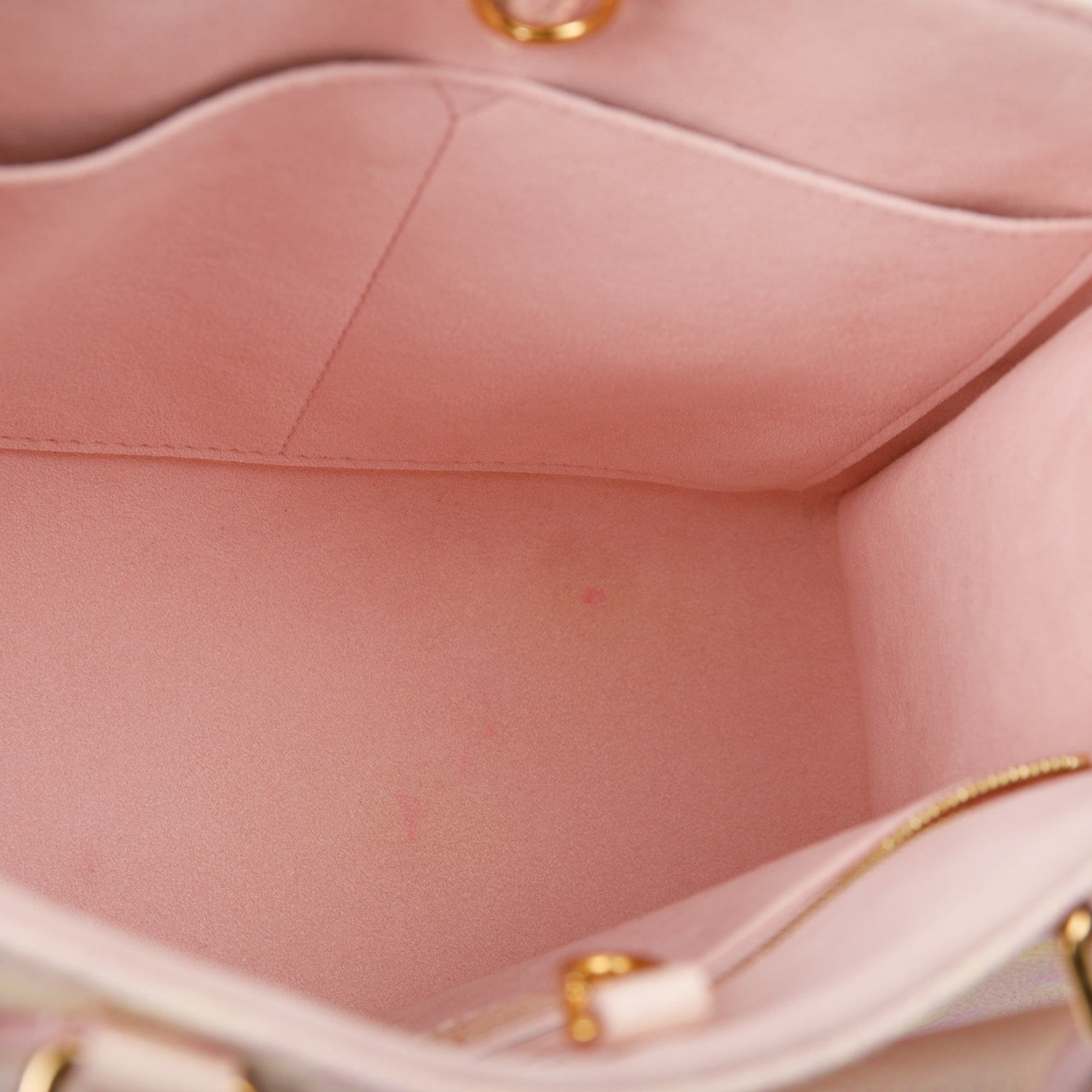 Louis Vuitton 2022 Monogram Empreinte Stardust OnTheGo PM W/O Strap w/ Box & Receipt