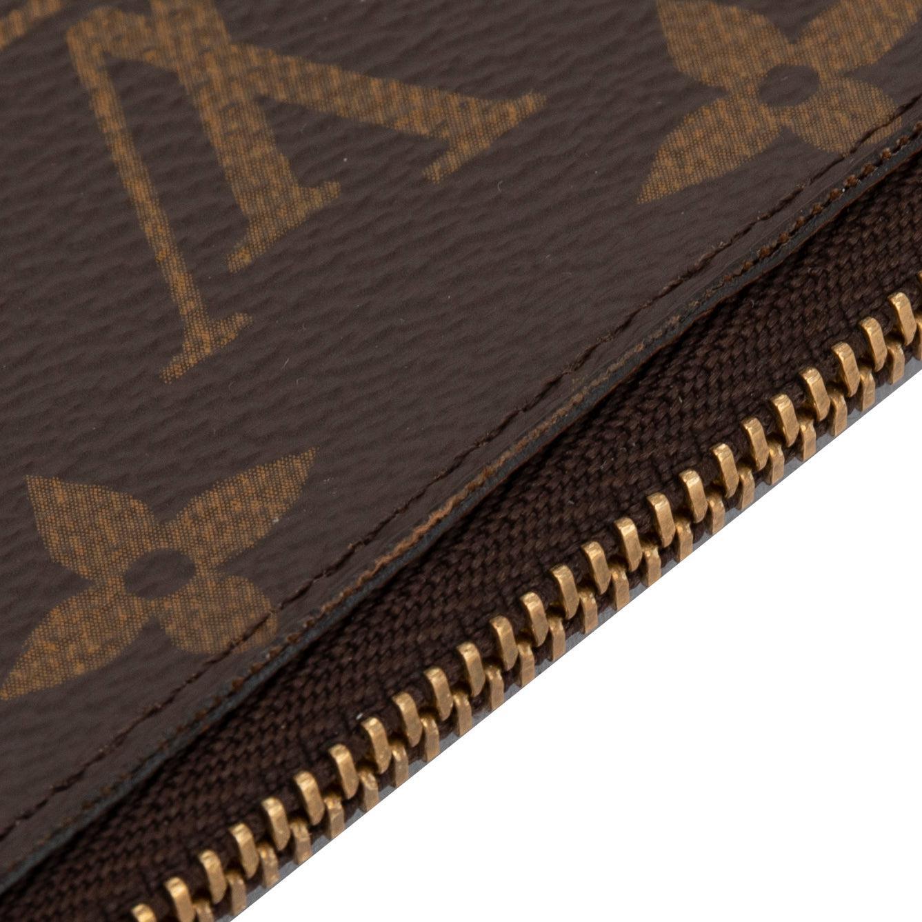 Louis Vuitton 2022 Monogram Key Pouch w/ Box