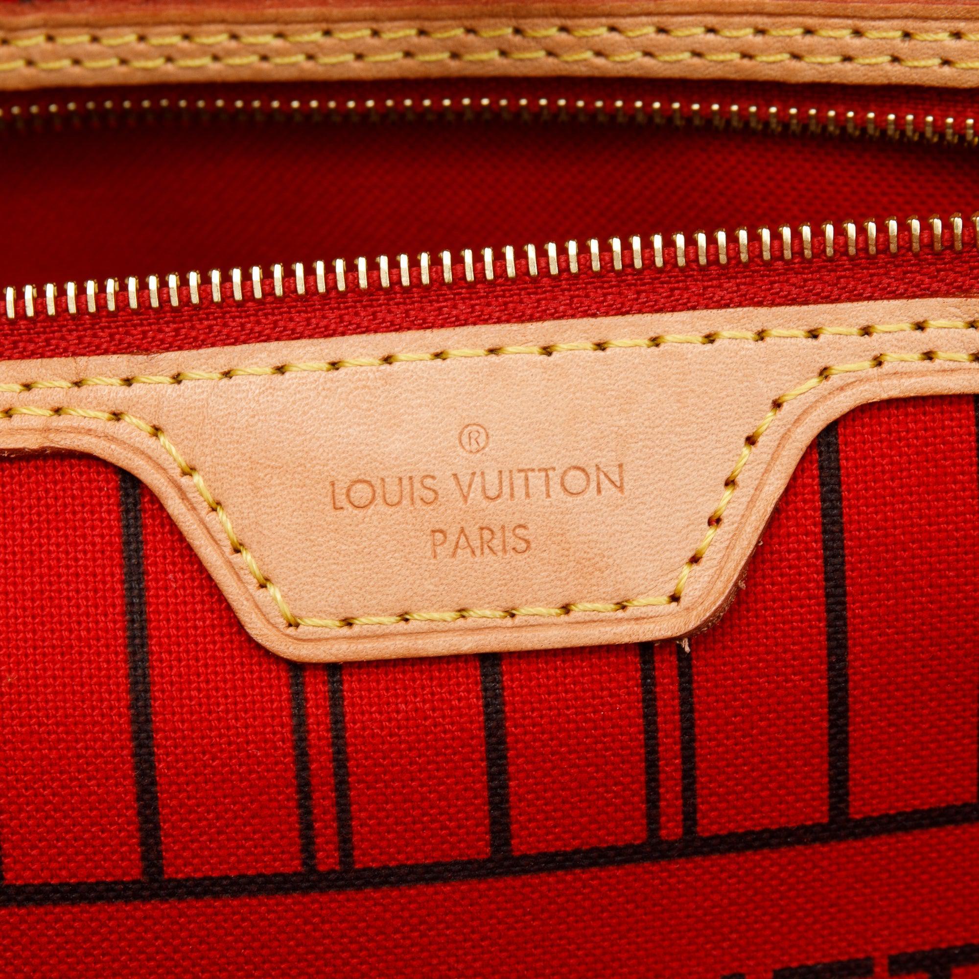 Louis Vuitton 2022 Monogram Neverfull MM w/ Pouch