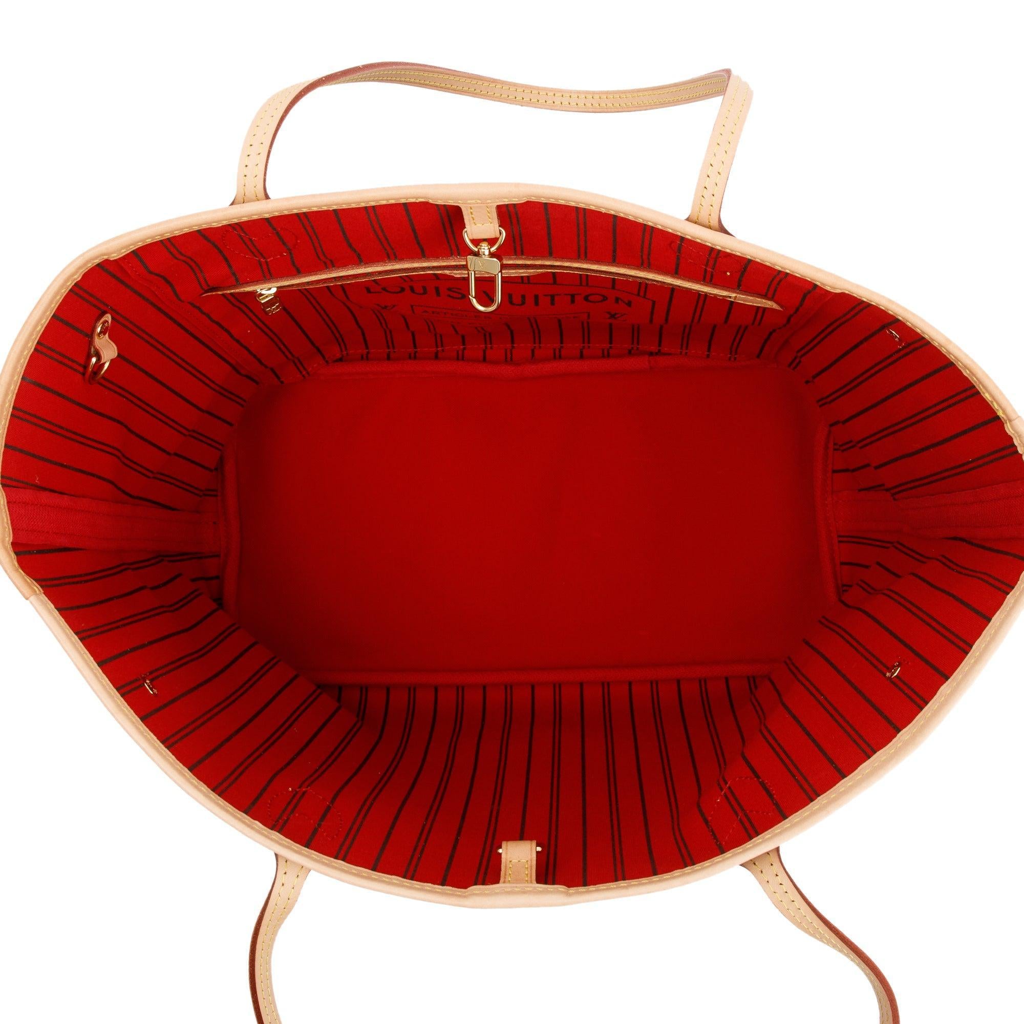 Louis Vuitton 2022 Monogram Neverfull MM w/ Pouch