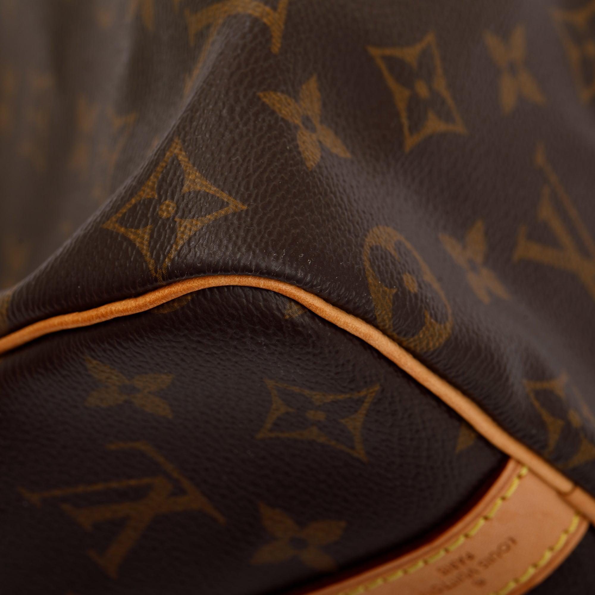 Louis Vuitton 2022 Monogram Speedy Bandouliere 25 w/ Strap & Box