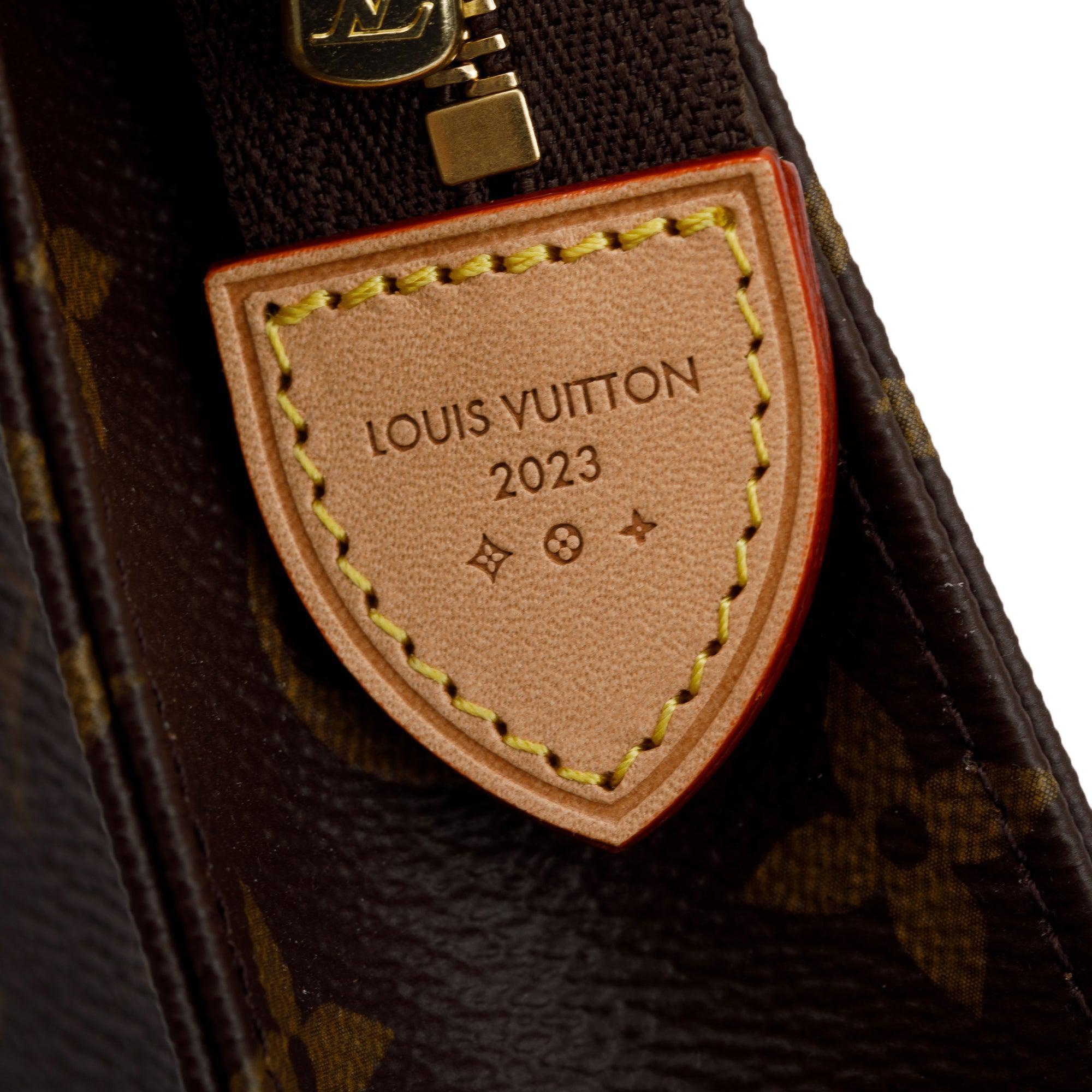 Louis Vuitton 2022 Monogram Toiletry Pouch 26