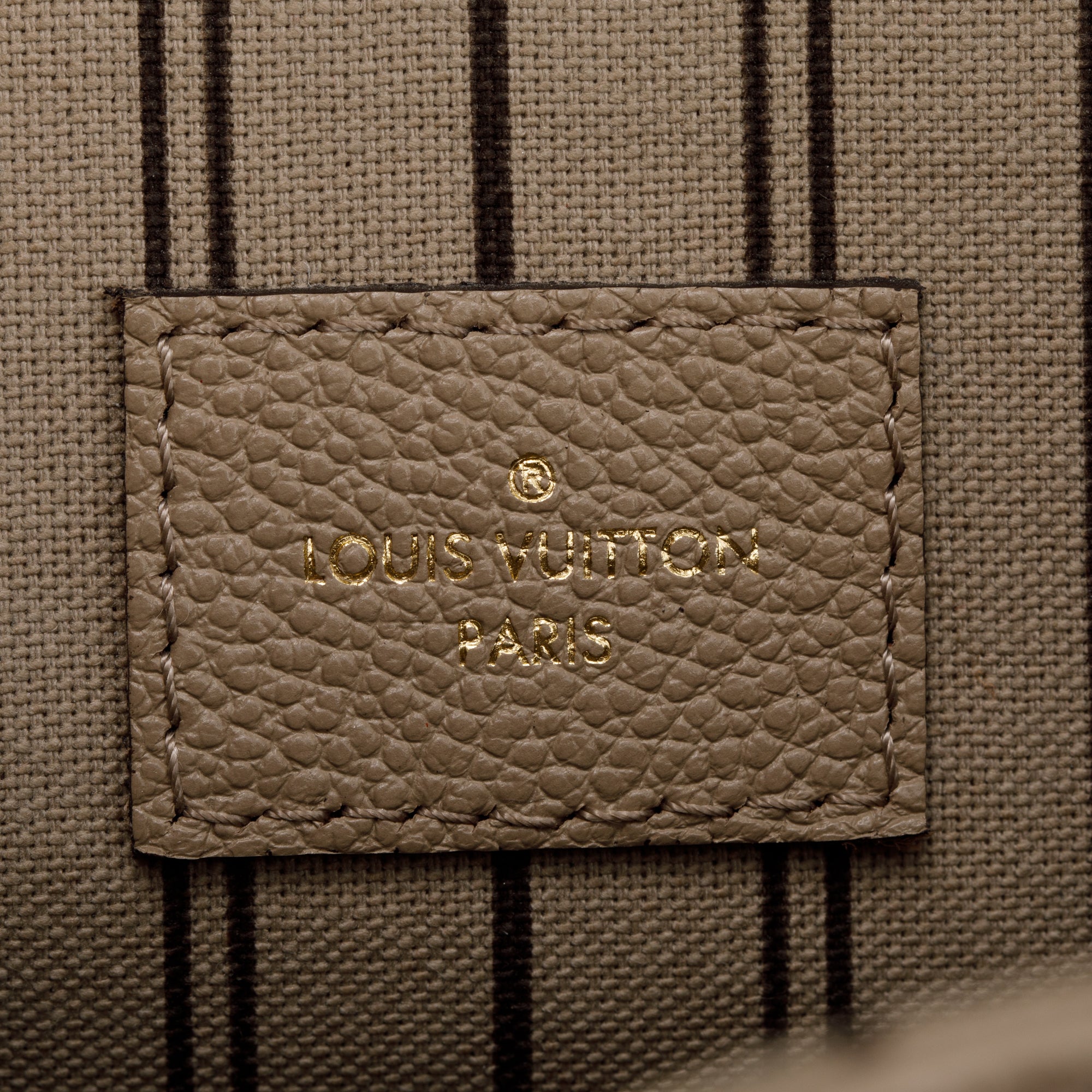 Louis Vuitton 2022 Turtledove Monogram Empreinte Pochette Metis w/ Box