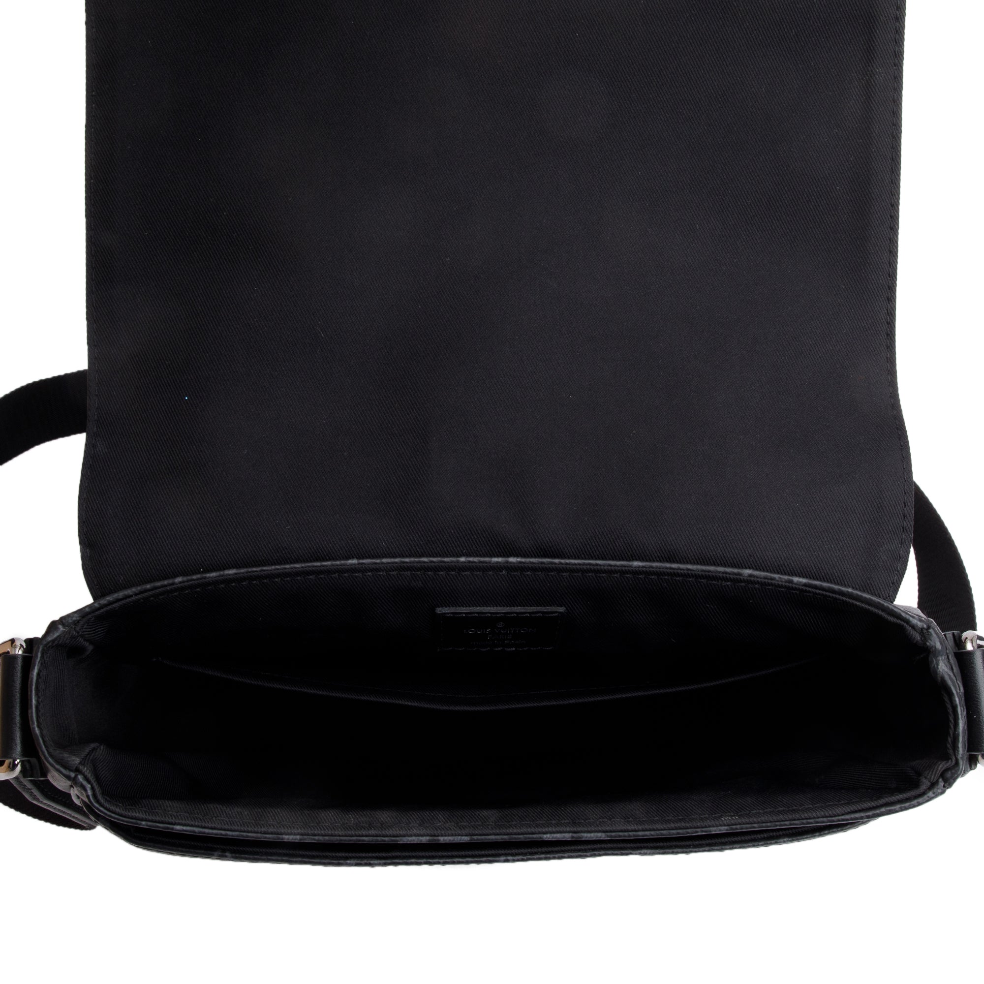 Louis Vuitton 2023 Monogram Eclipse District PM Bag w/ Box