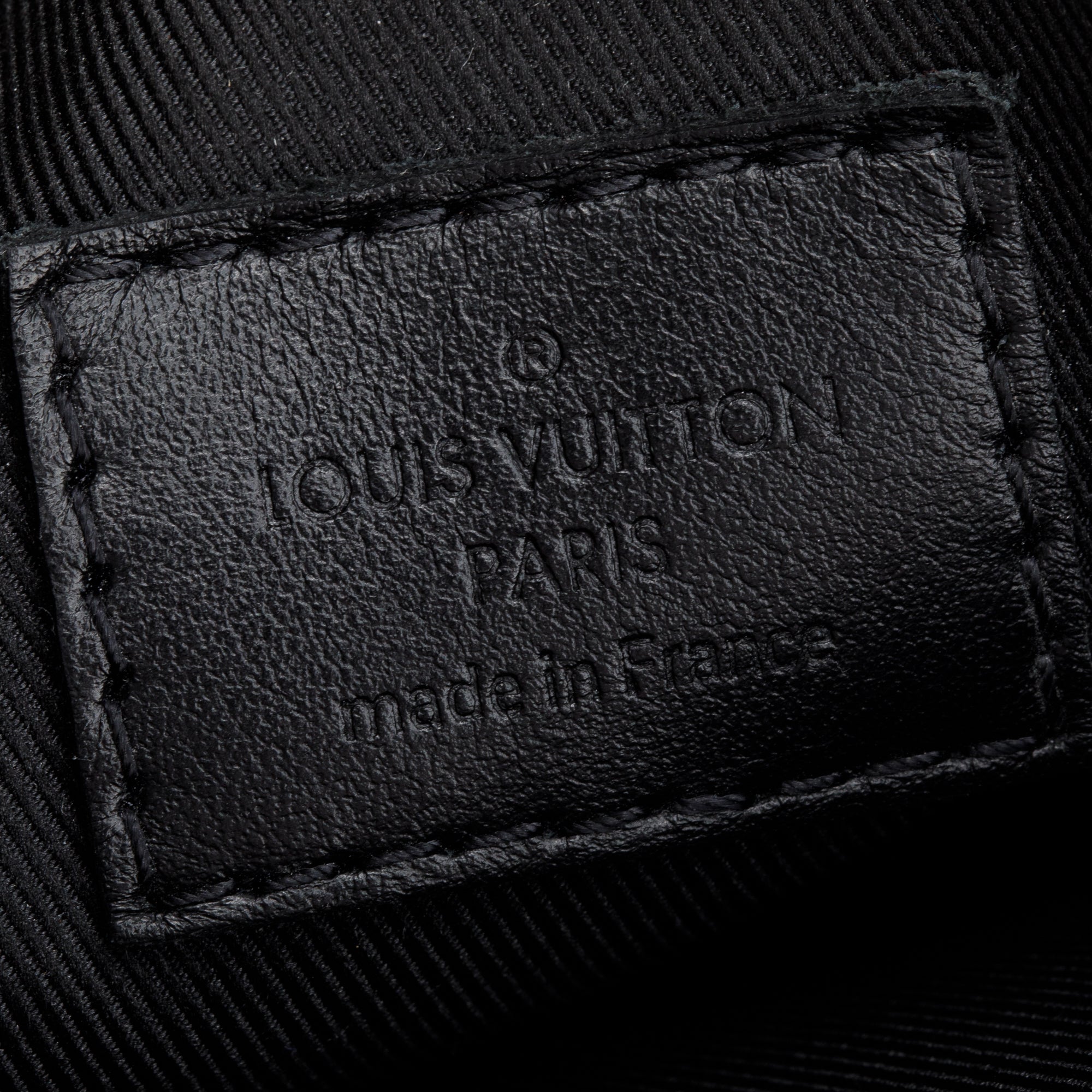 Louis Vuitton 2023 Monogram Eclipse S-Lock Verticle Wearable Wallet w/ Box