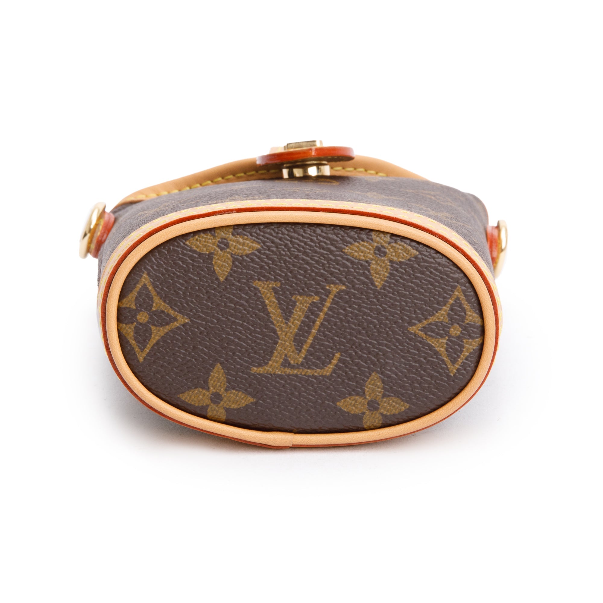 Louis Vuitton 2023 Monogram Fold Me Pouch