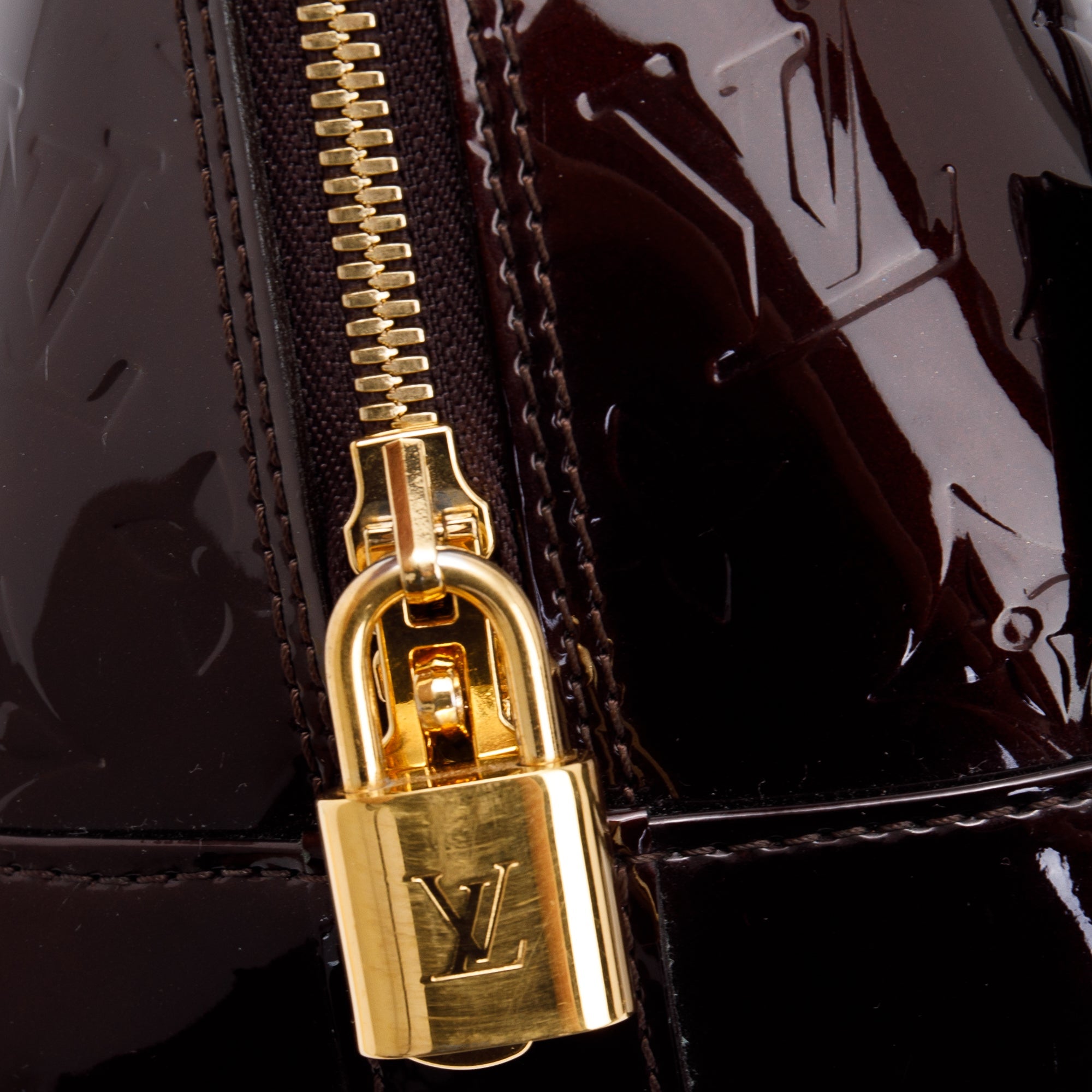 Louis Vuitton Amarante Vernis Alma PM