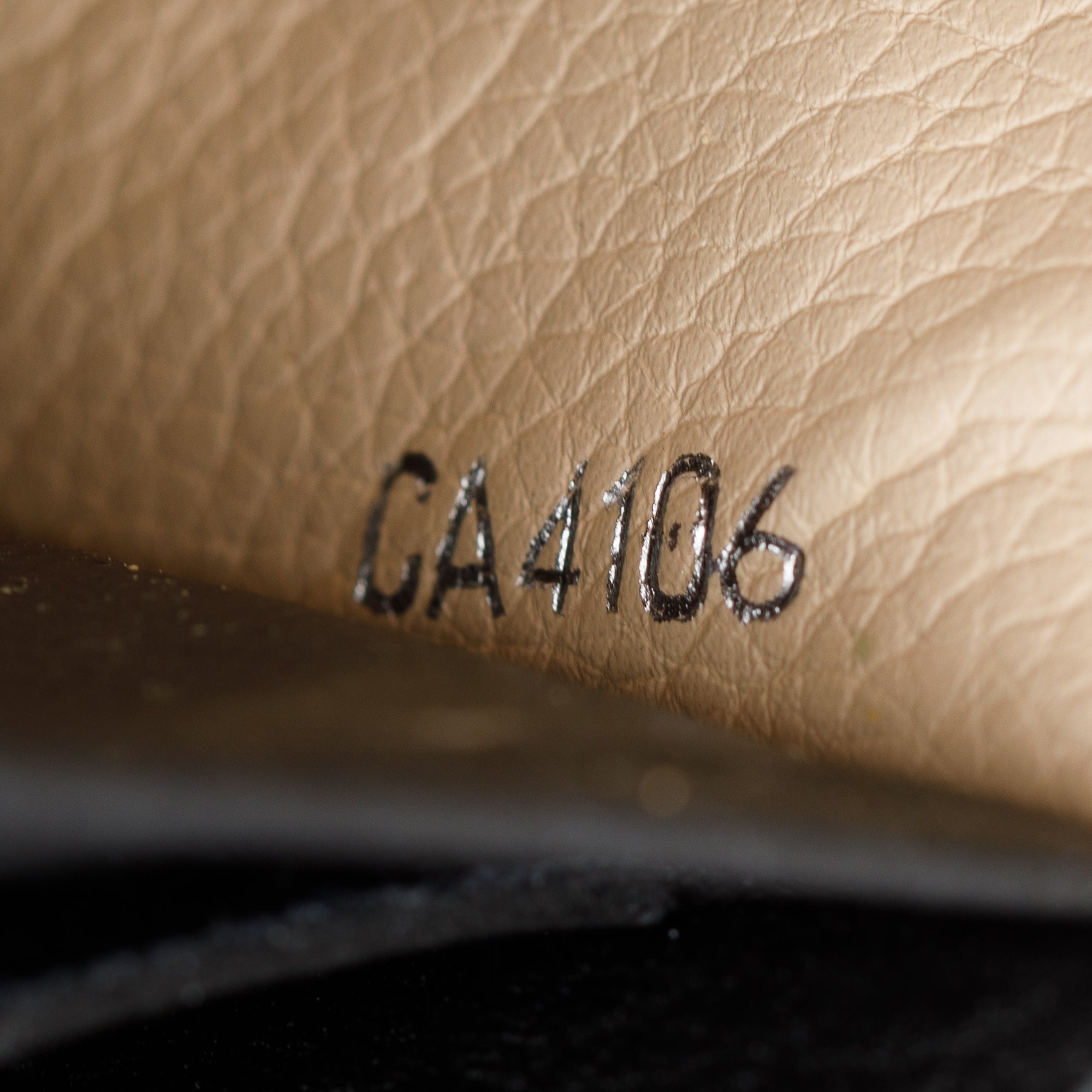 Louis Vuitton Black & Beige Calfskin Leather Lockme Wallet