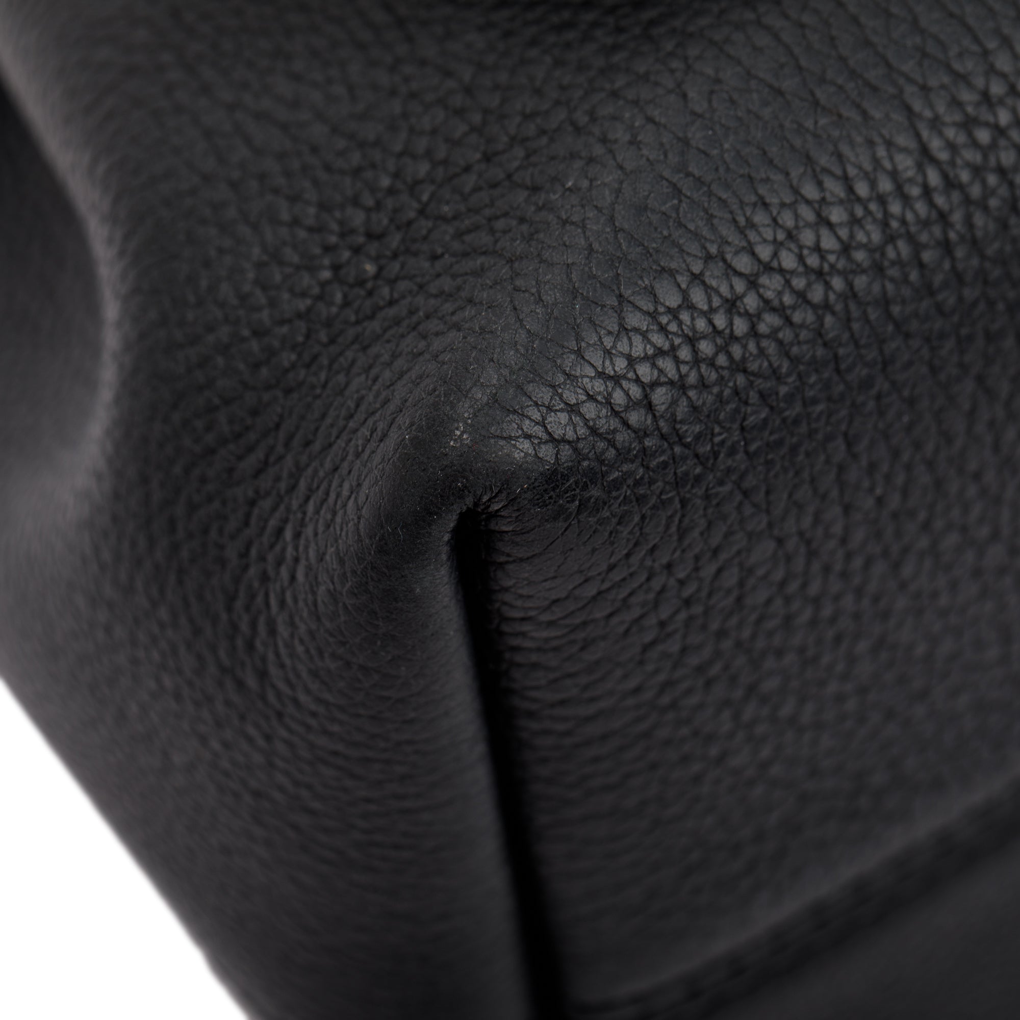 Louis Vuitton Black Calfskin Lockme Bucket Bag w/ Strap – Oliver