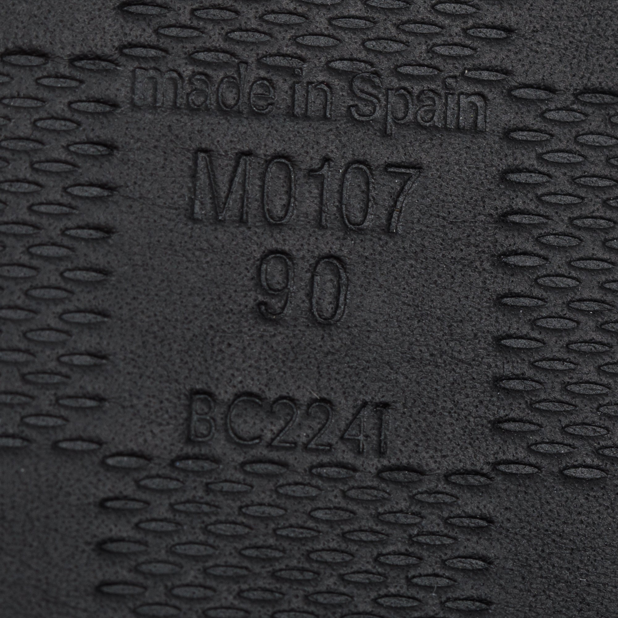 Louis Vuitton Black Damier Graphite Canvas & Damier Infini Leather LV Initiales 40 MM Reversible Belt, Size90