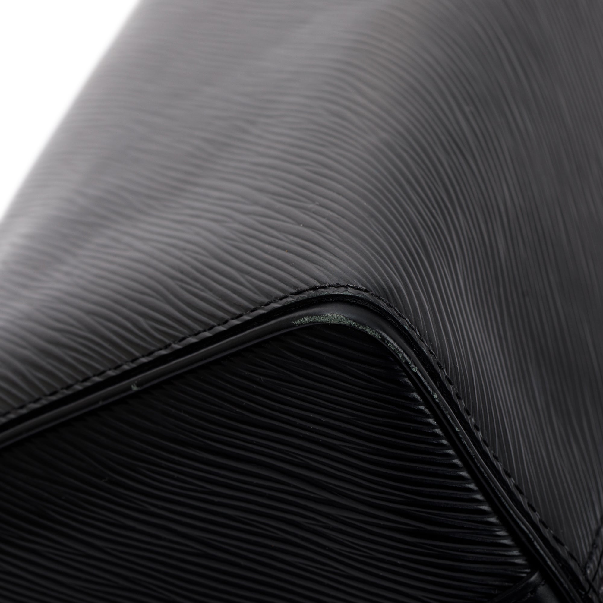 Louis Vuitton Black Epi Leather Speedy Bandouliere 25 w/ Strap & Receipt