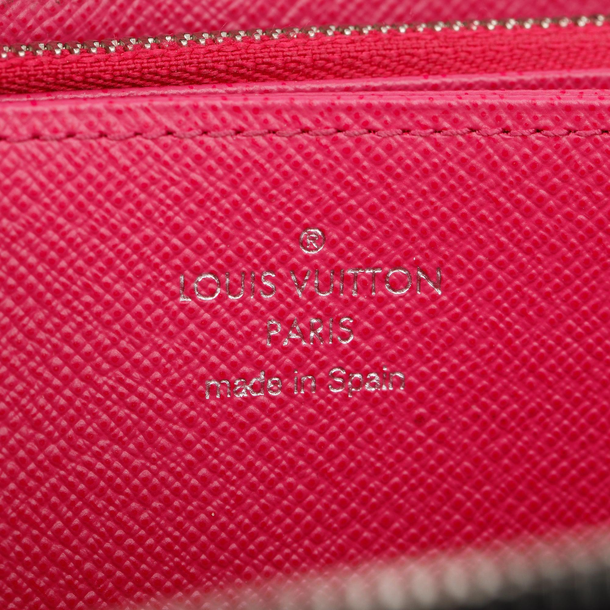 Louis Vuitton Black Epi Leather Zippy Wallet