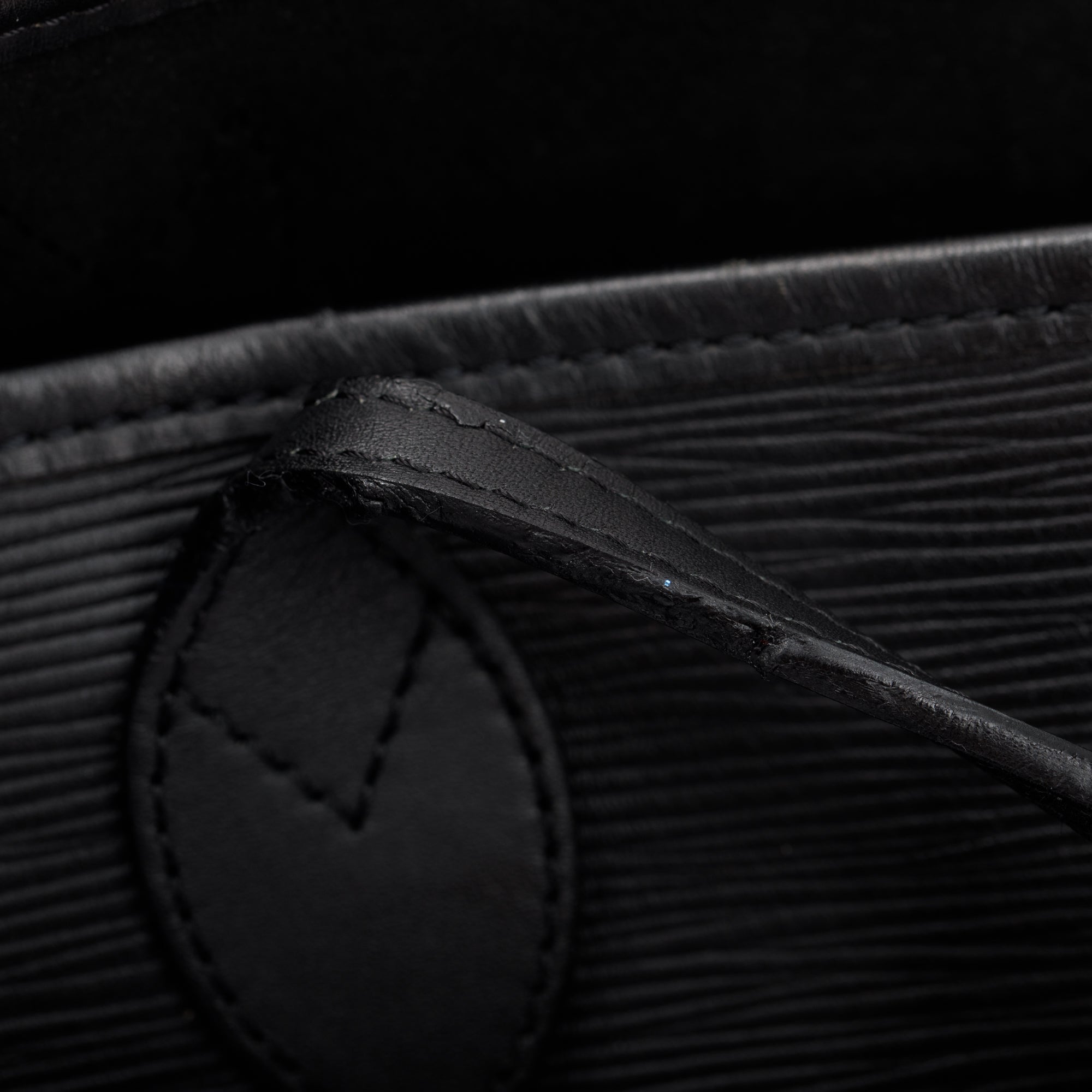 Louis Vuitton Black Epi Neverfull MM w/ Pouch