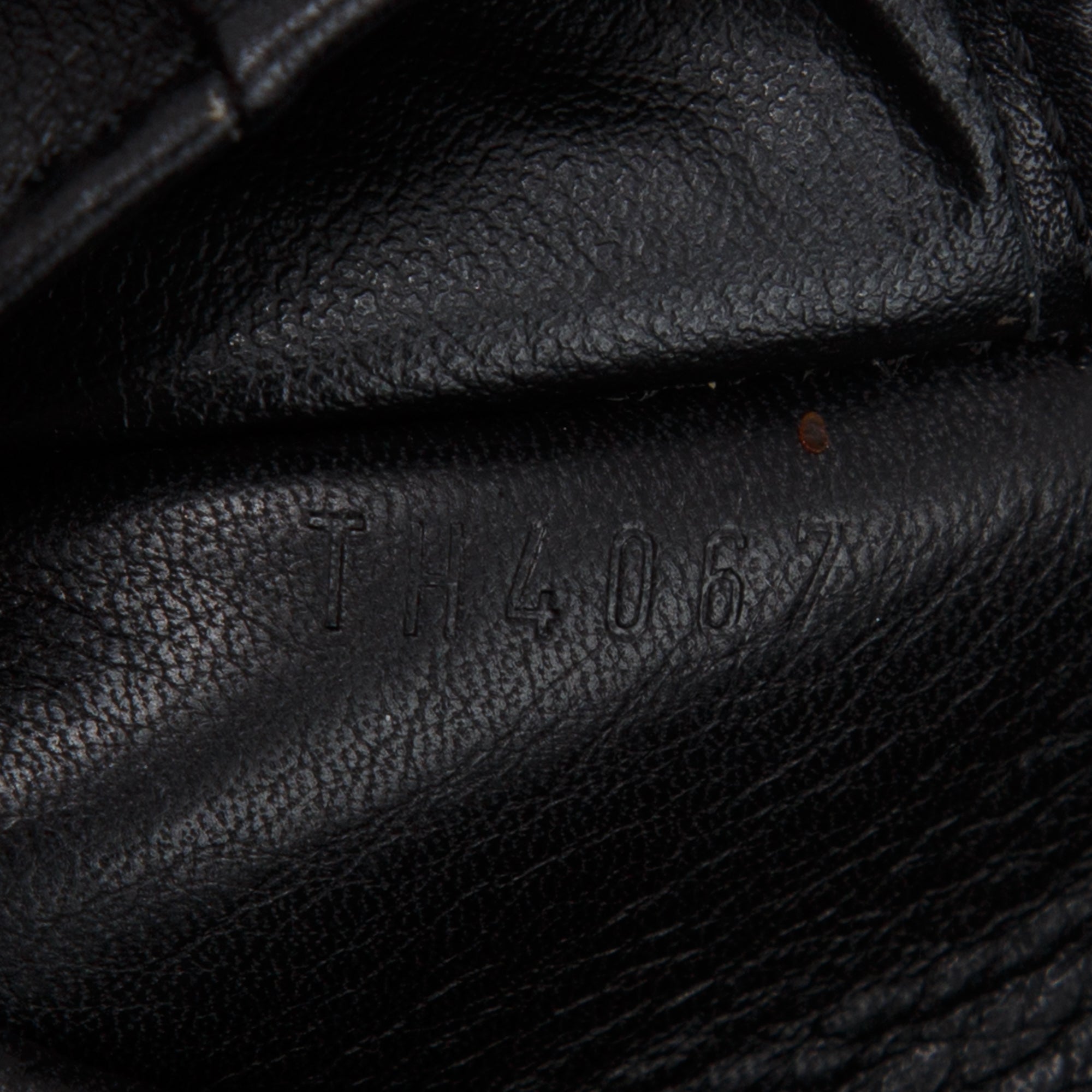 Louis Vuitton Black Monogram Mahina Leather Amelia Wallet