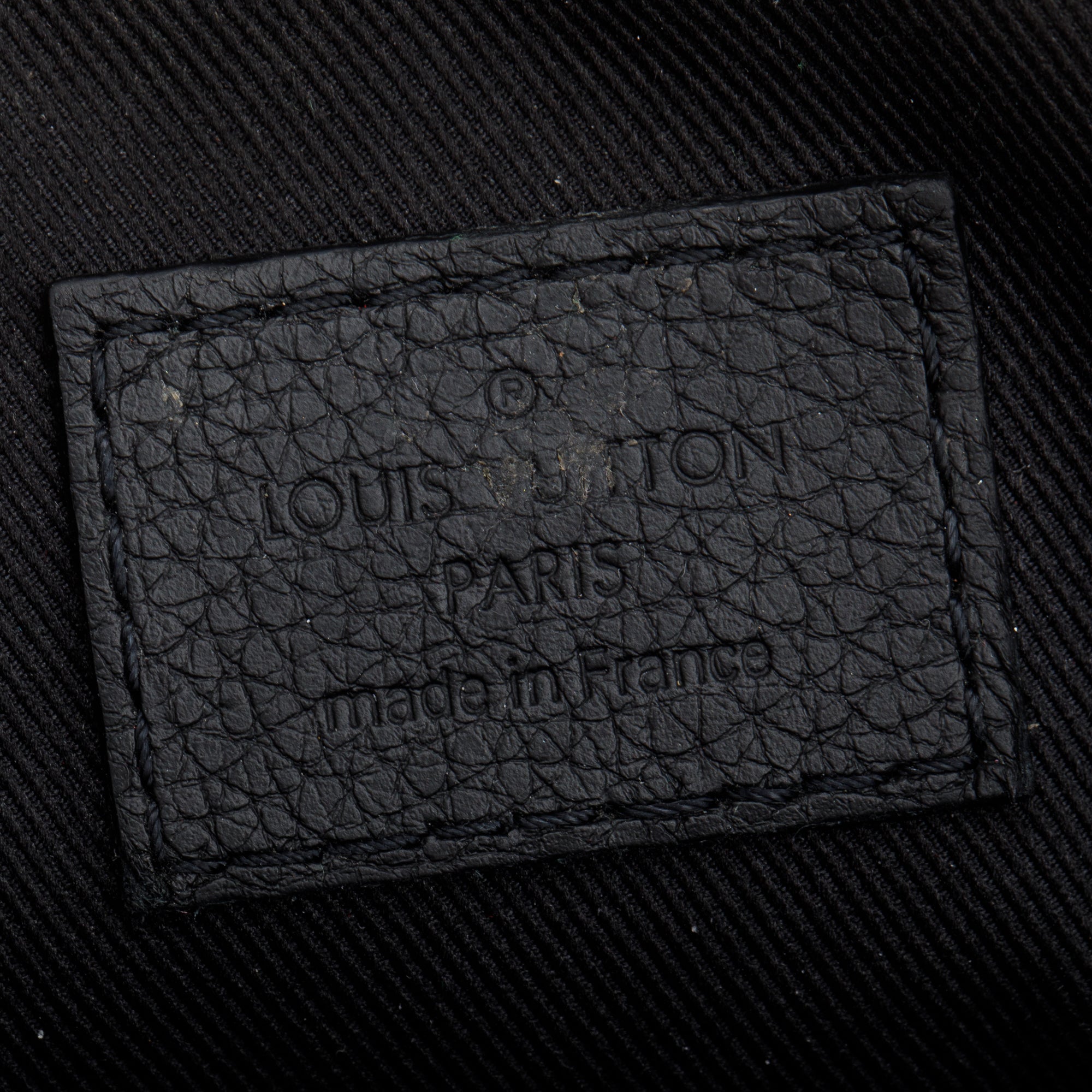 Louis Vuitton Black Monogram Shadow Embossed Calfskin Leather Messenger Bag w/ Box