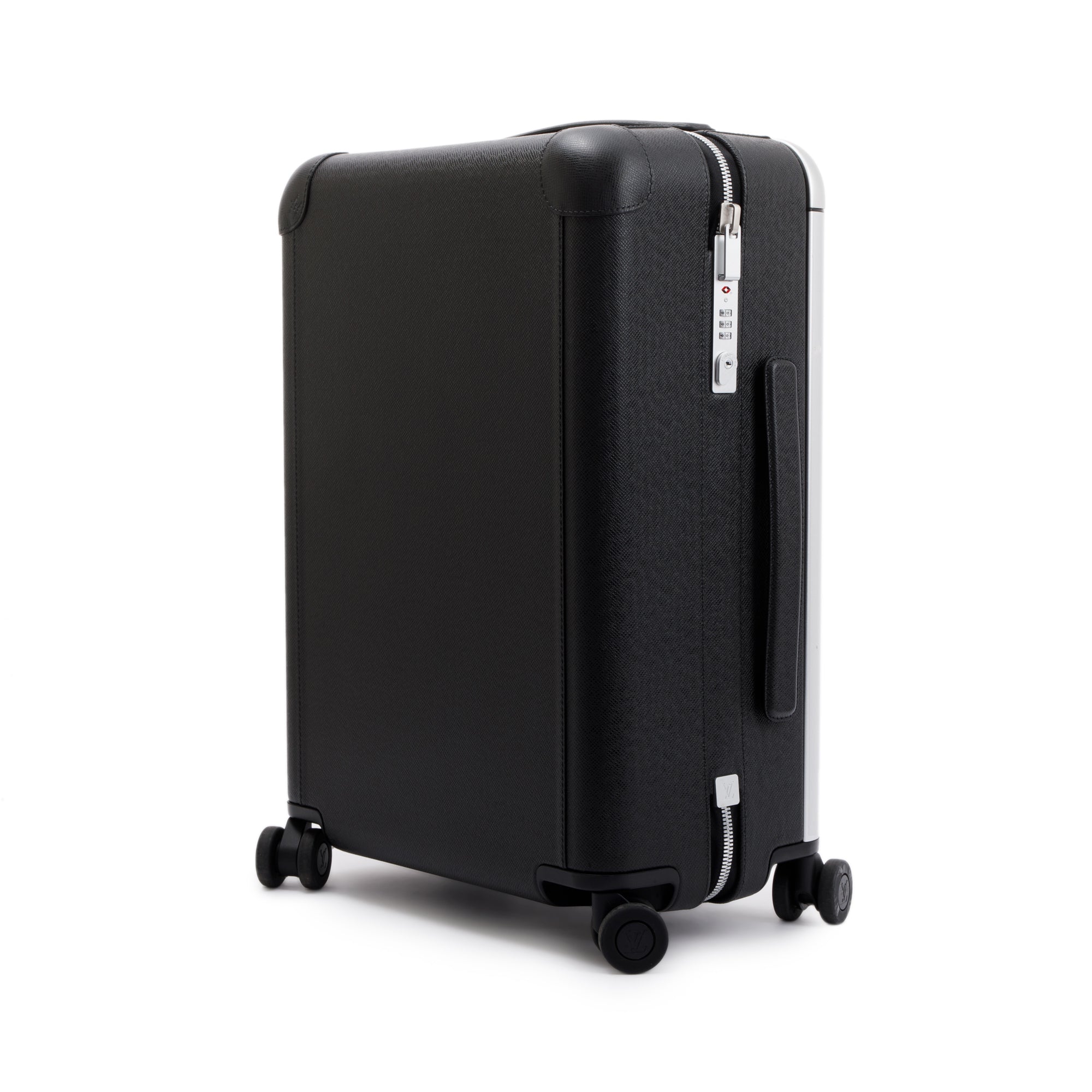 Louis Vuitton Black Taiga Leather Horizon 55 w/ Box & Receipt