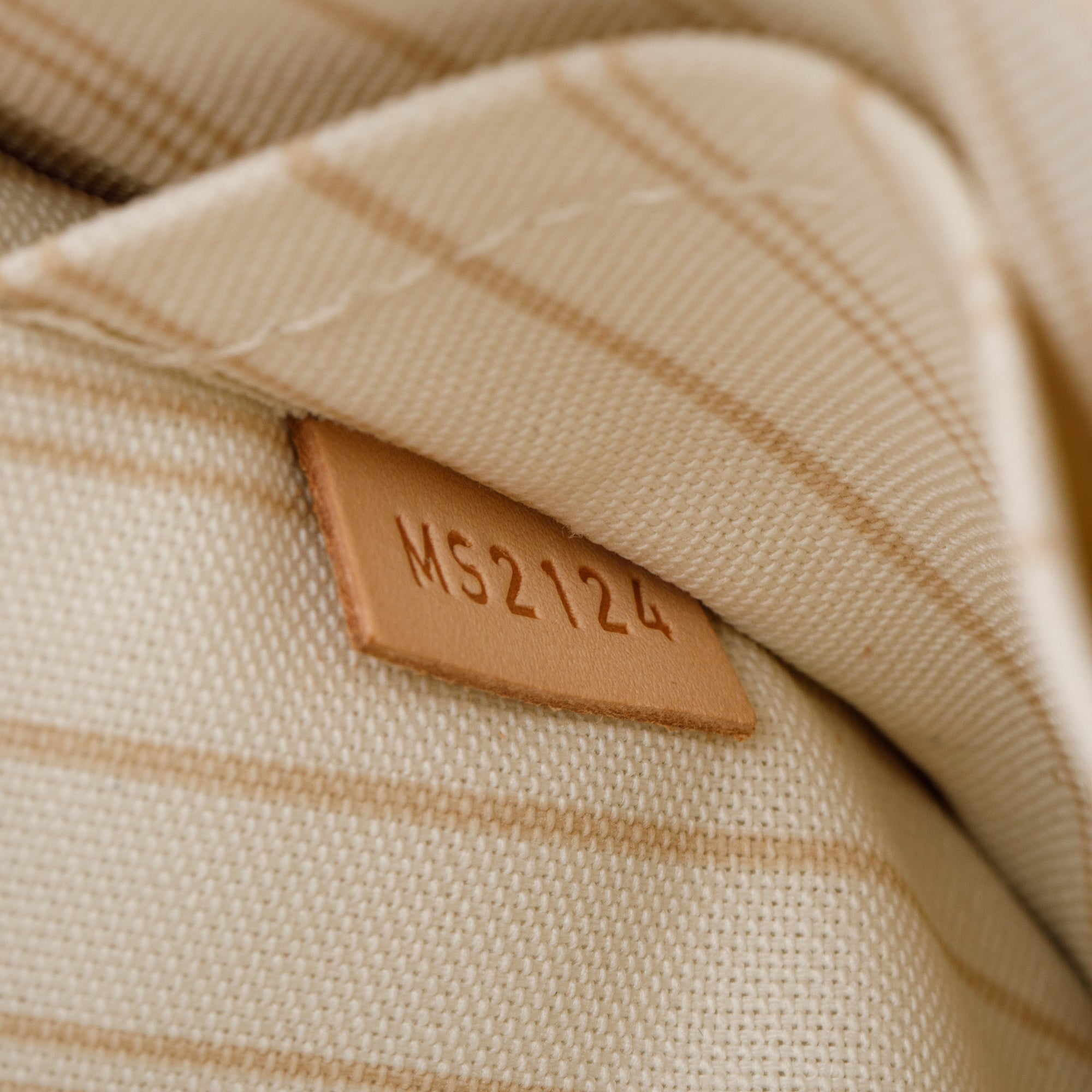 Louis Vuitton Damier Azur Neverfull MM w/ Pouch