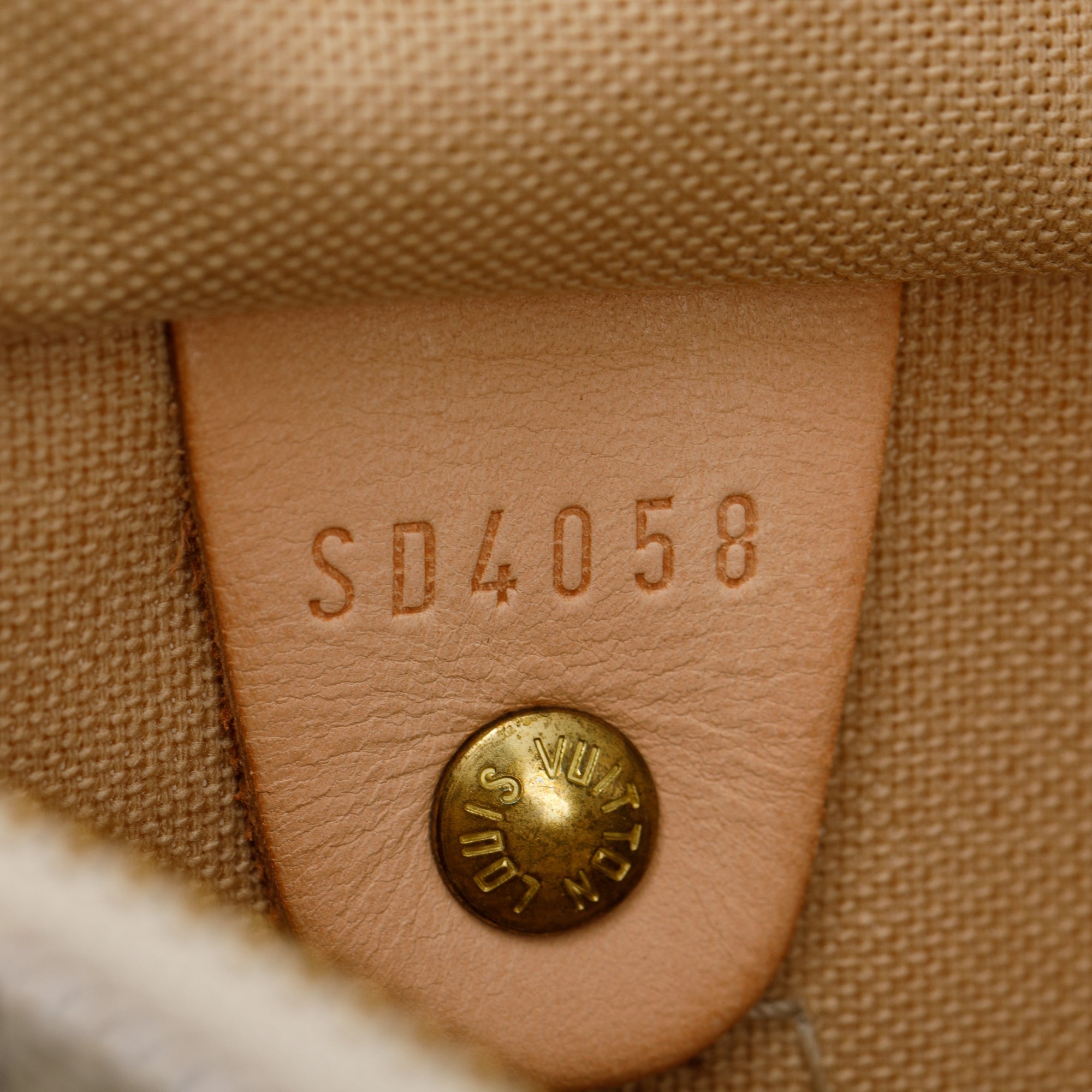 Louis Vuitton Damier Azur Speedy 25