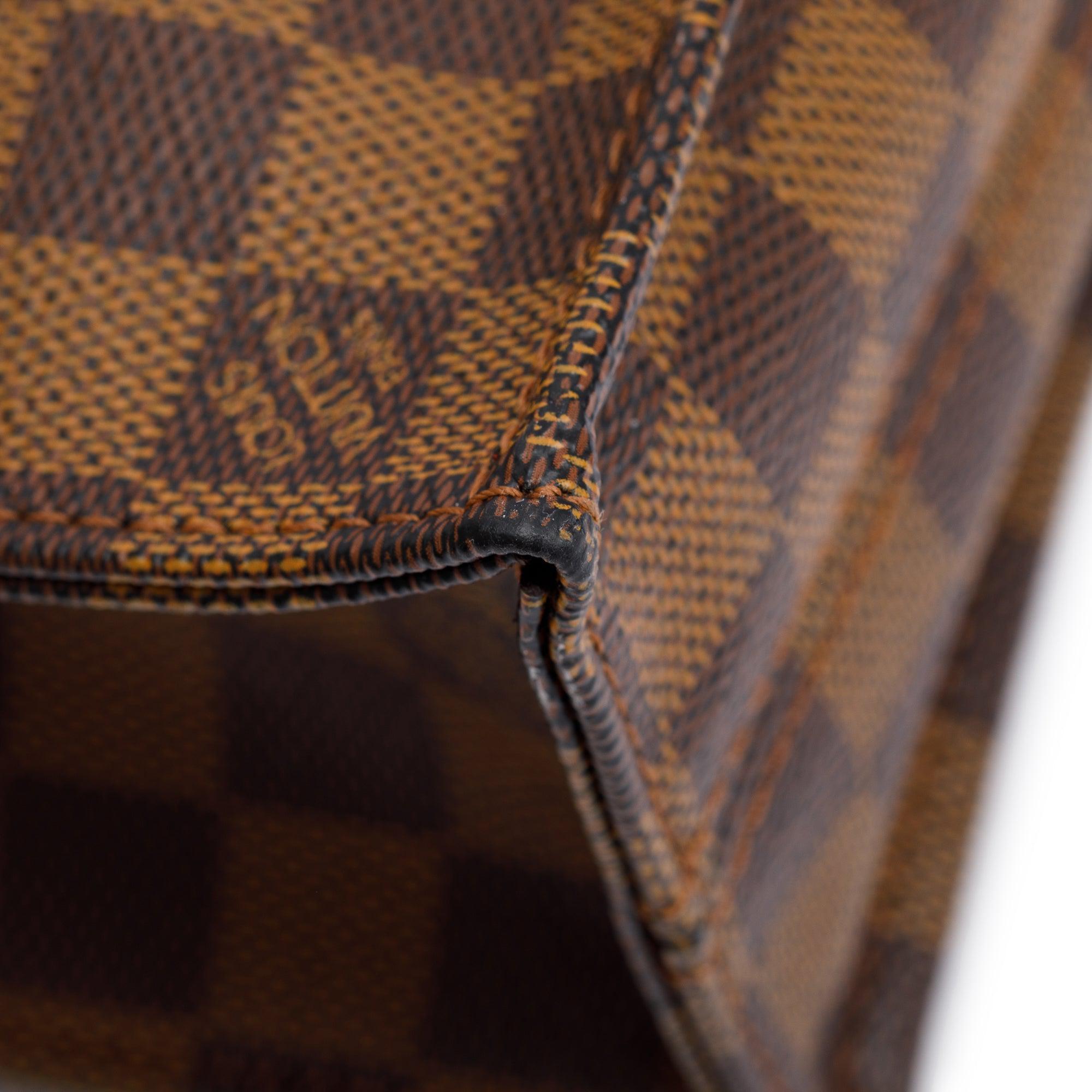 Louis Vuitton Damier Ebene Sac Plat