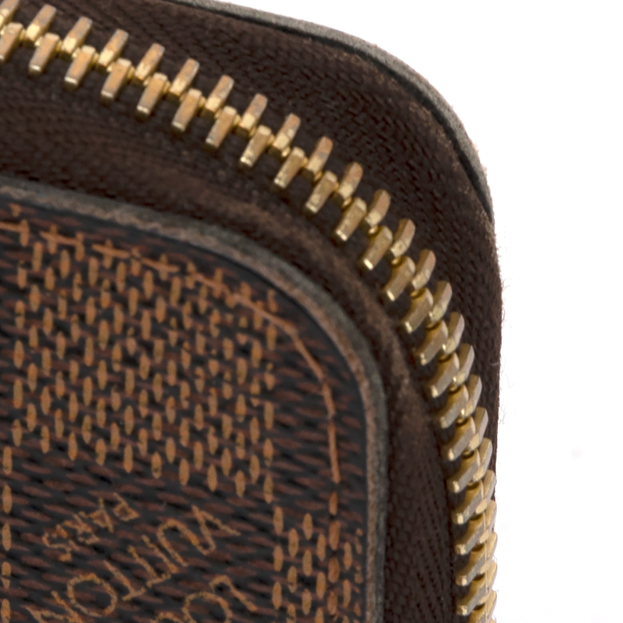 Louis Vuitton Damier Ebene Zippy Wallet