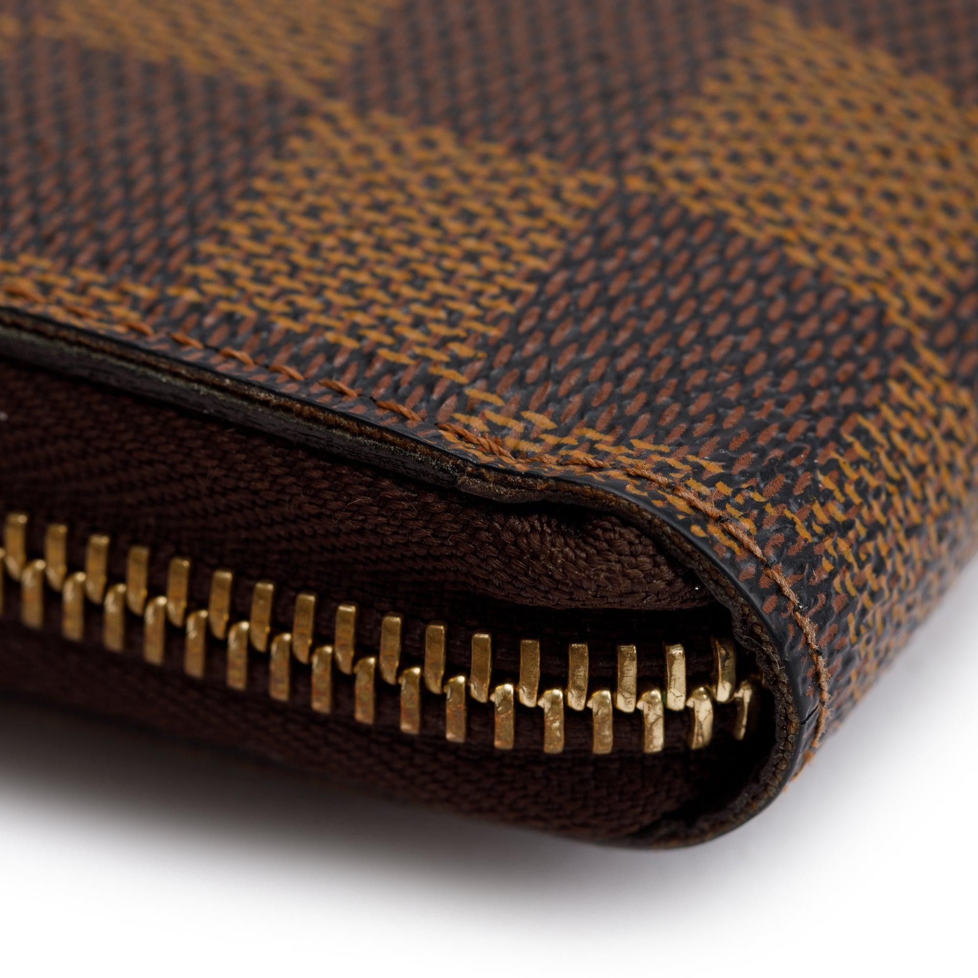 Louis Vuitton Damier Ebene Zippy Wallet w/ Box