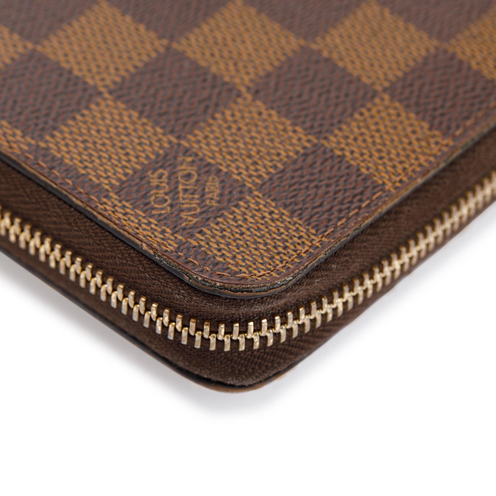 Louis Vuitton Damier Ebene Zippy Wallet w/ Box & Receipt
