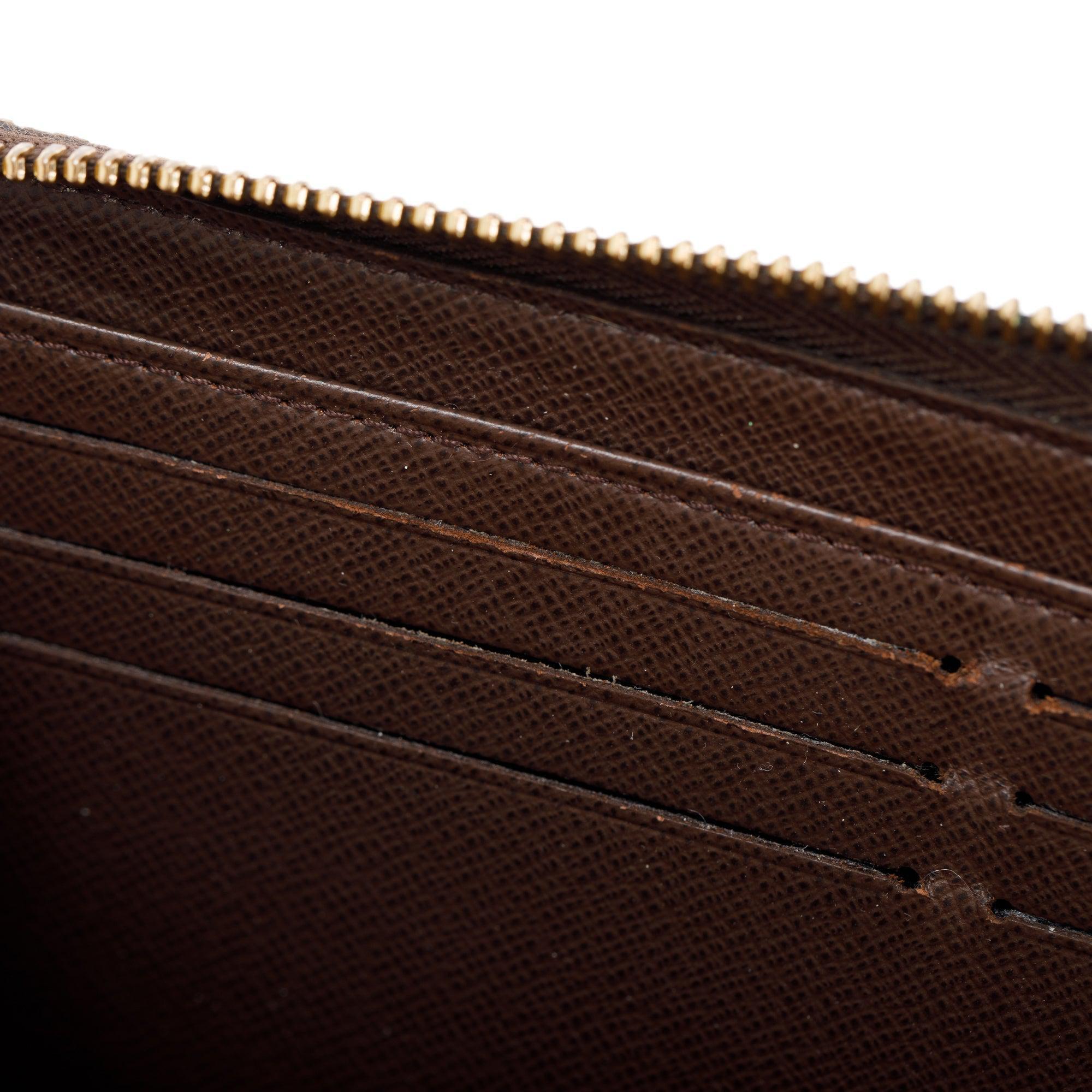 Louis Vuitton Damier Ebene Zippy Wallet w/ Box & Receipt