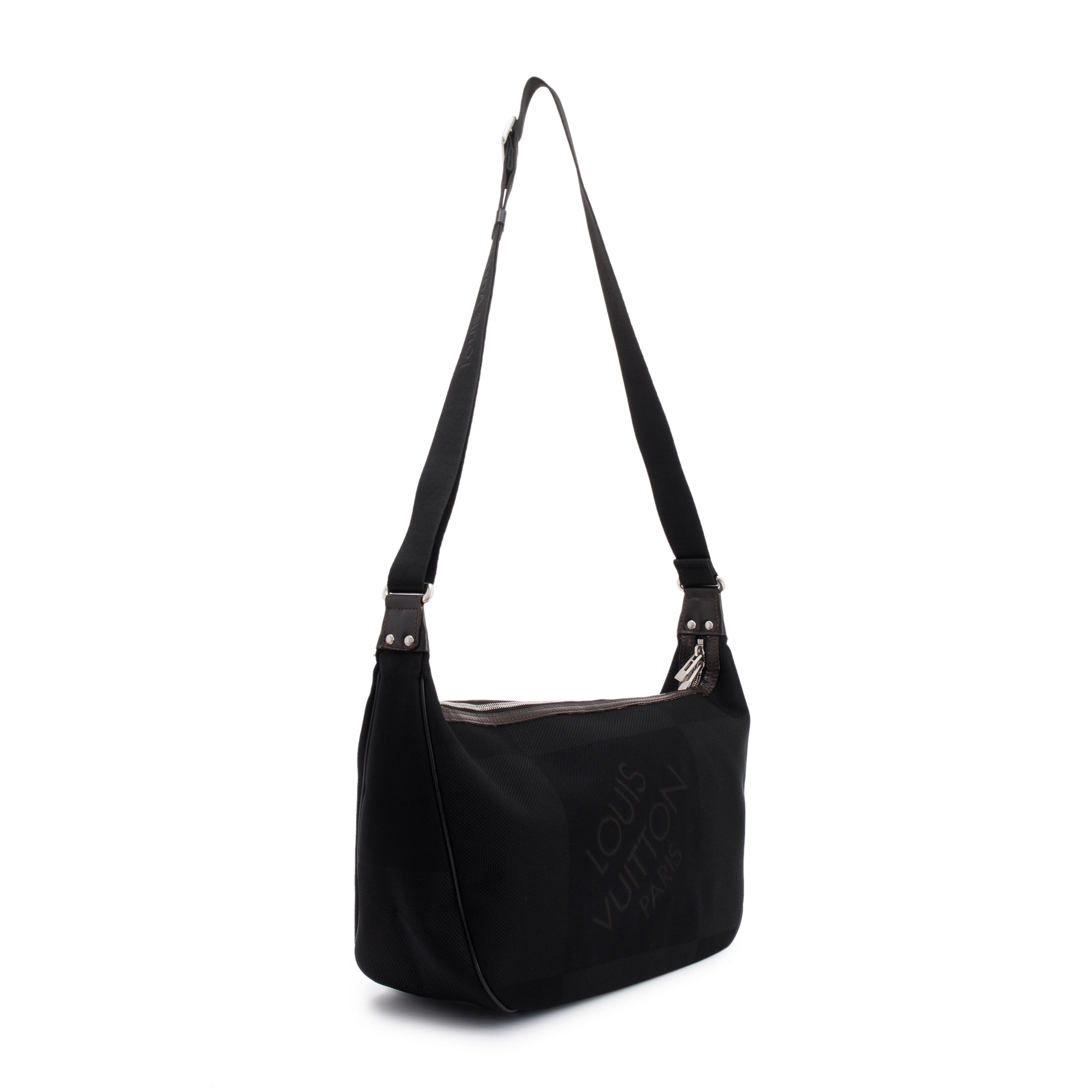 Louis Vuitton Damier Geant Explorateur Messenger Bag – OLIVER'S