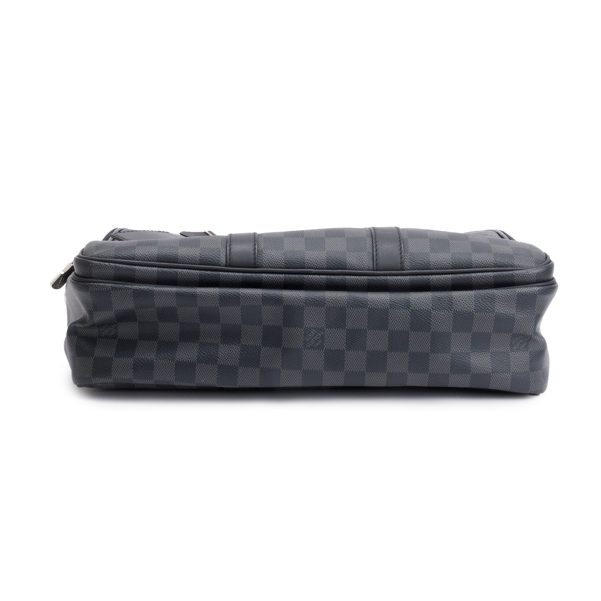 Louis Vuitton Damier Graphite Porte-Documents Voyage w/ Strap