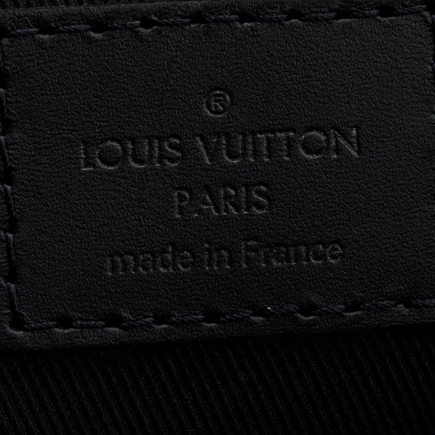 Louis Vuitton Damier Infini Avenue Sling Bag w/ Box