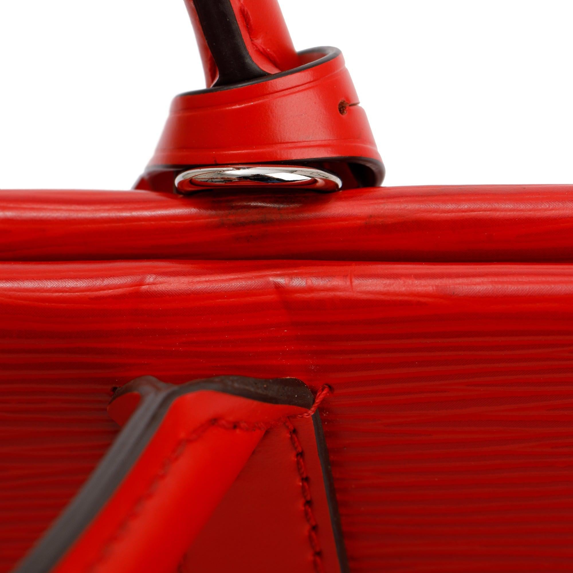 Louis Vuitton Epi Marly MM w/ Strap