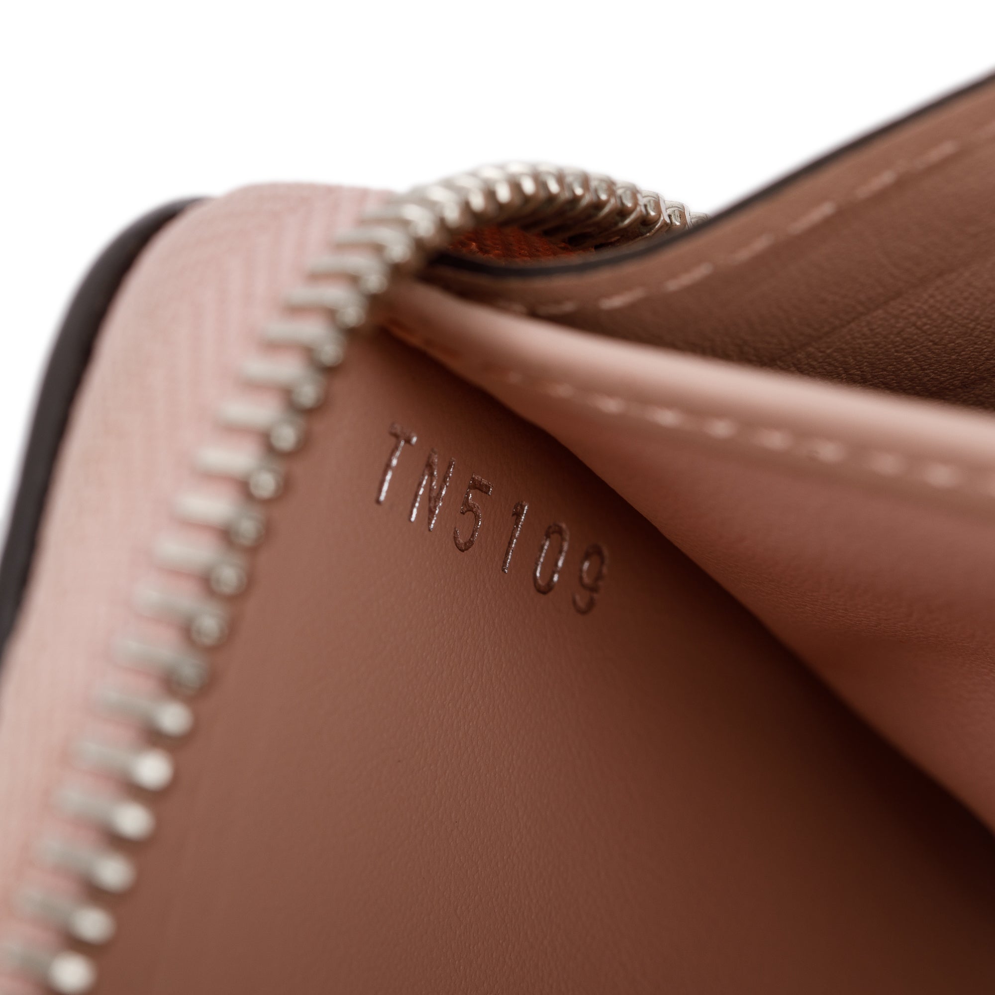 Louis Vuitton Galet Monogram Mahina Zippy Wallet