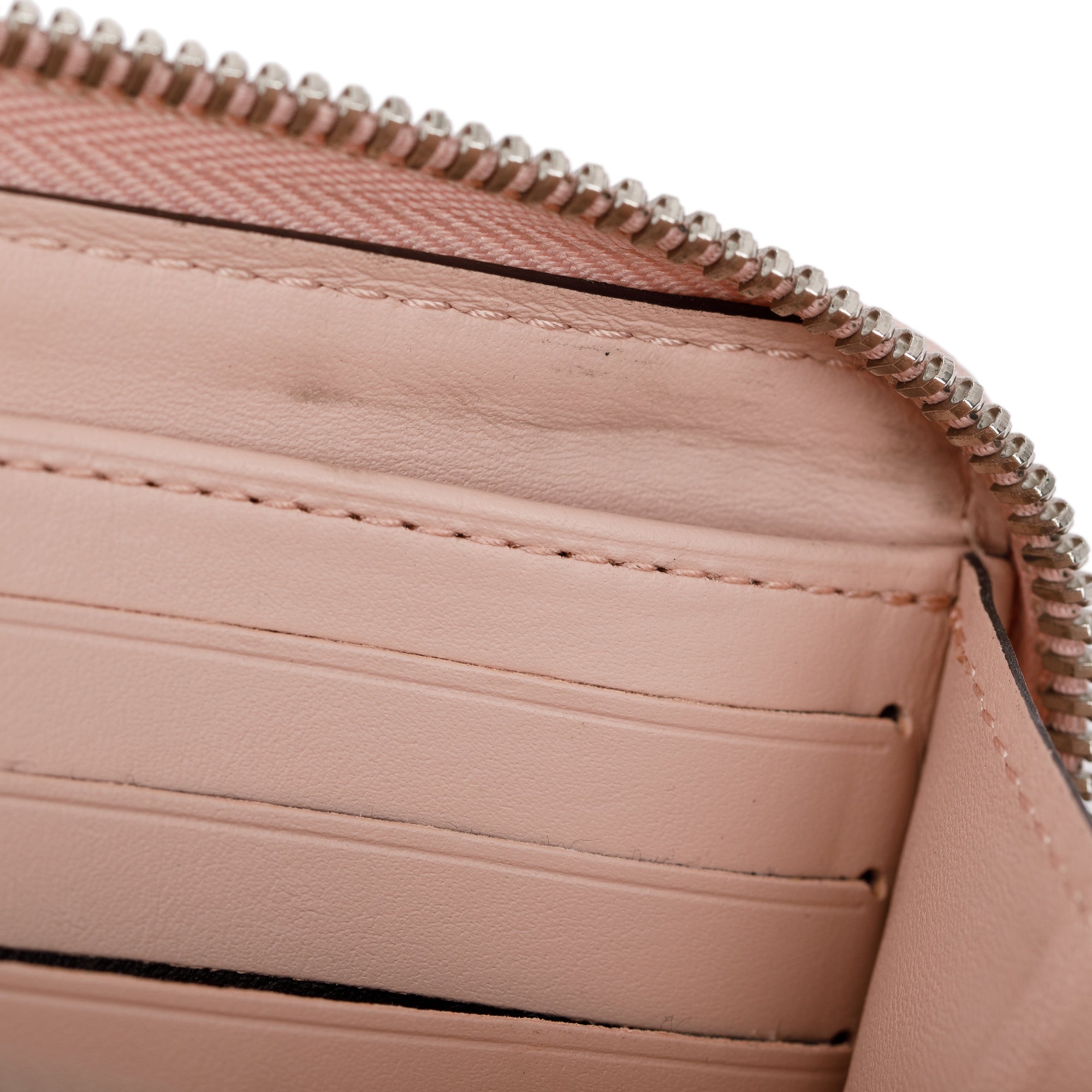 Louis Vuitton Galet Monogram Mahina Zippy Wallet