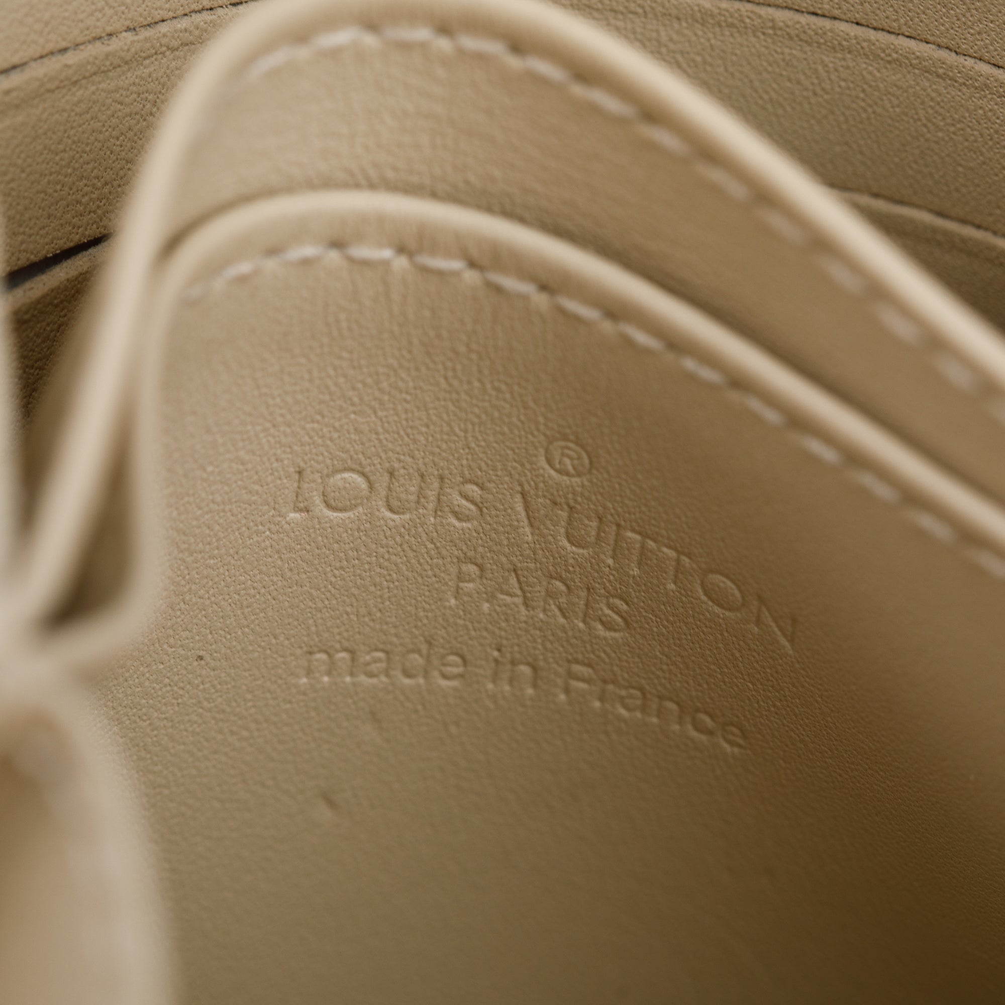 Louis Vuitton Limited Edition Blanc Corail Monogram Vernis Leopard Zippy Coin Purse w/ Box