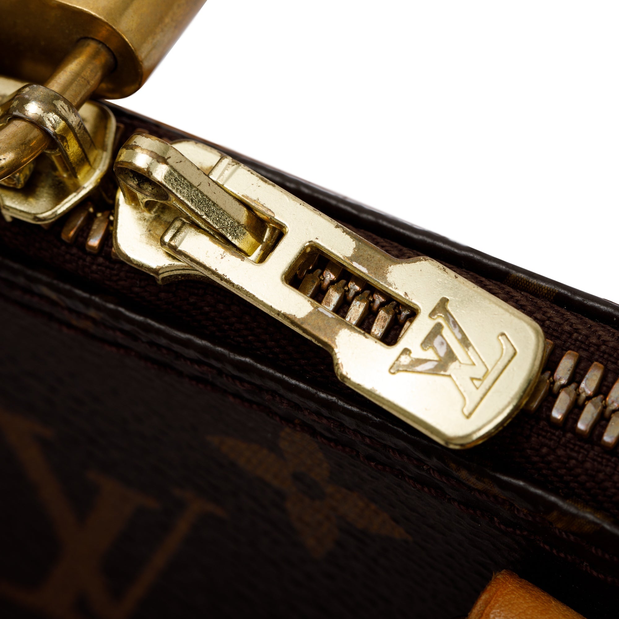 Louis Vuitton Monogram Alma BB w/ Strap