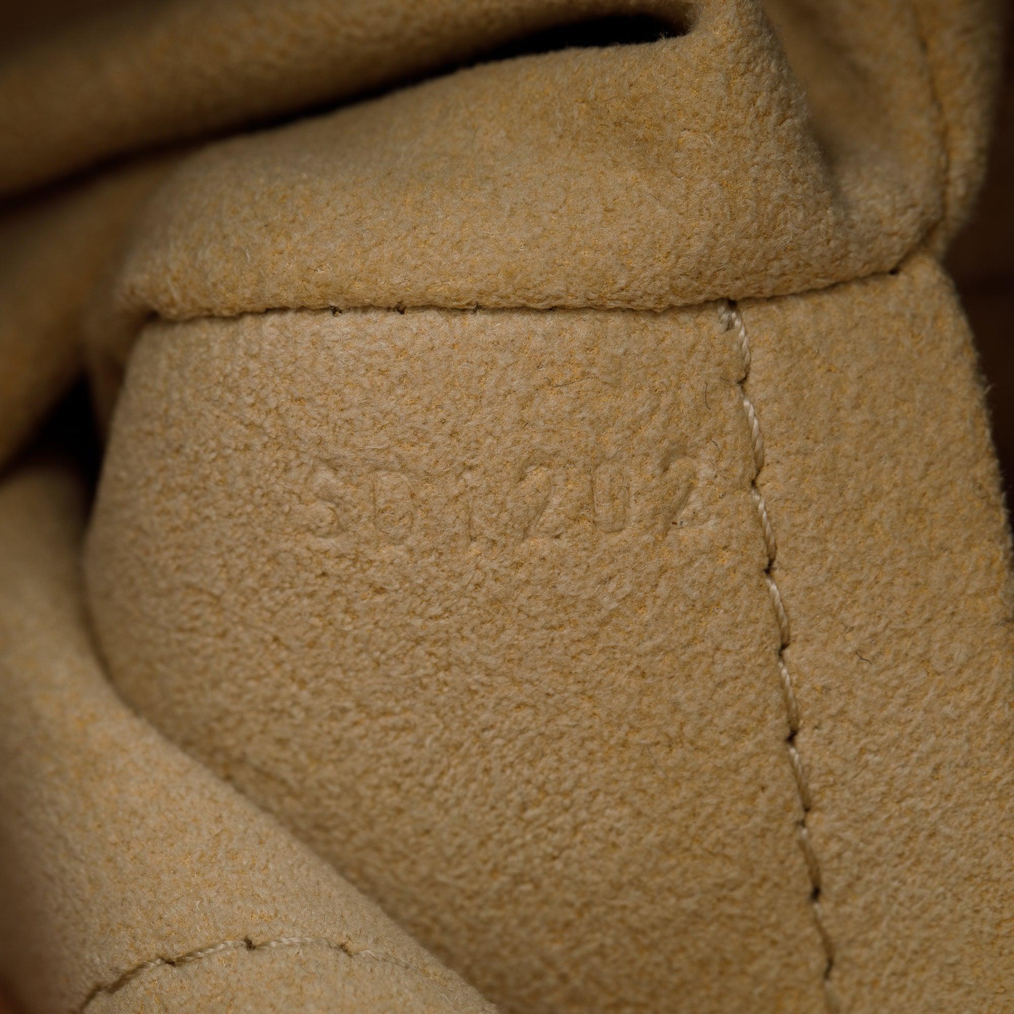 Louis Vuitton Monogram Artsy MM